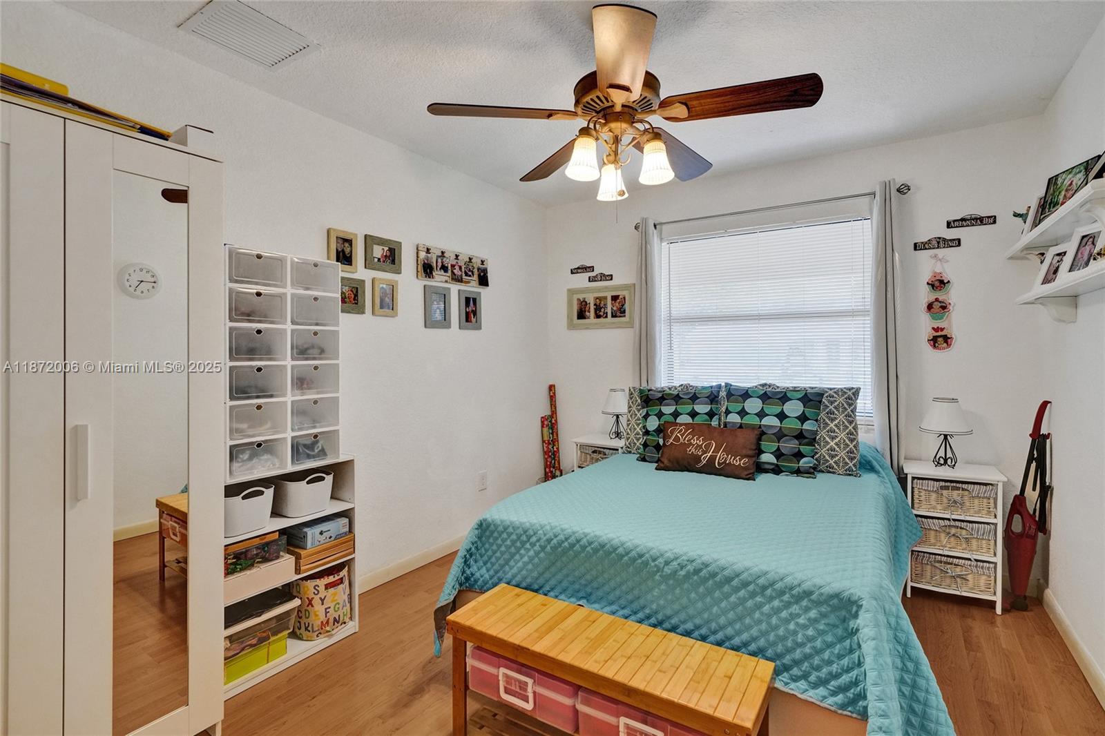 BREEZE HAVEN NO 4 - Residential