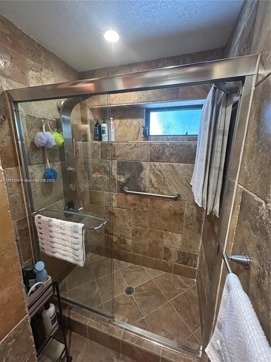 BREEZE HAVEN NO 4 - Residential