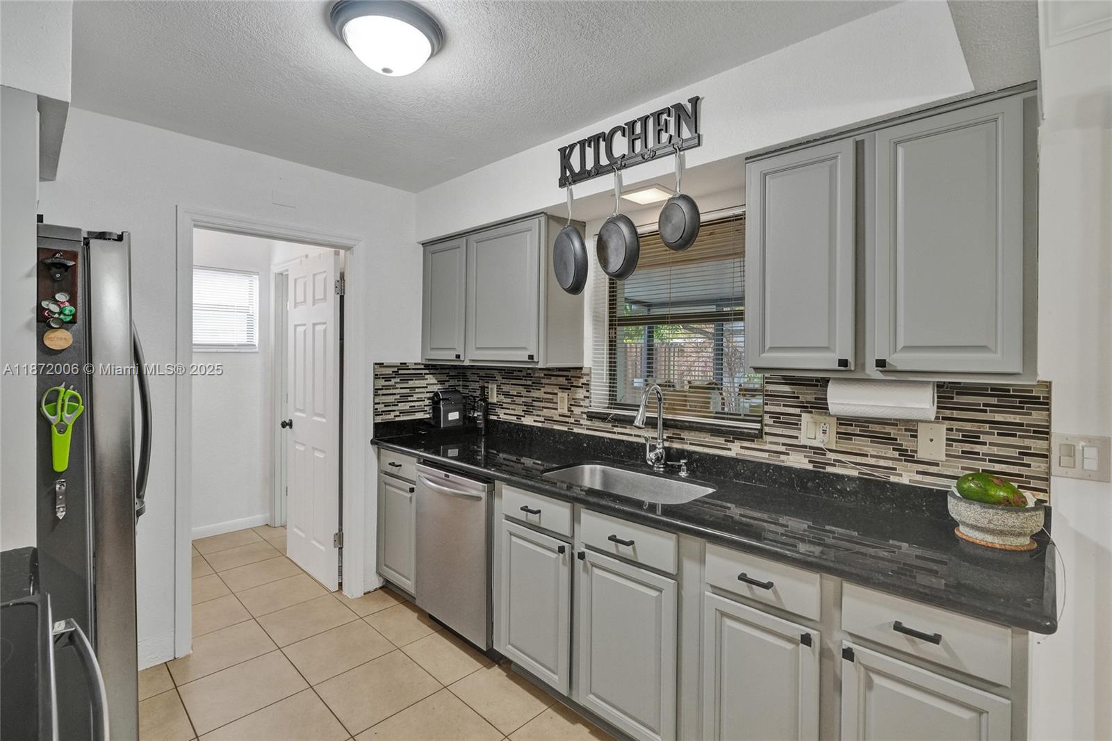 BREEZE HAVEN NO 4 - Residential