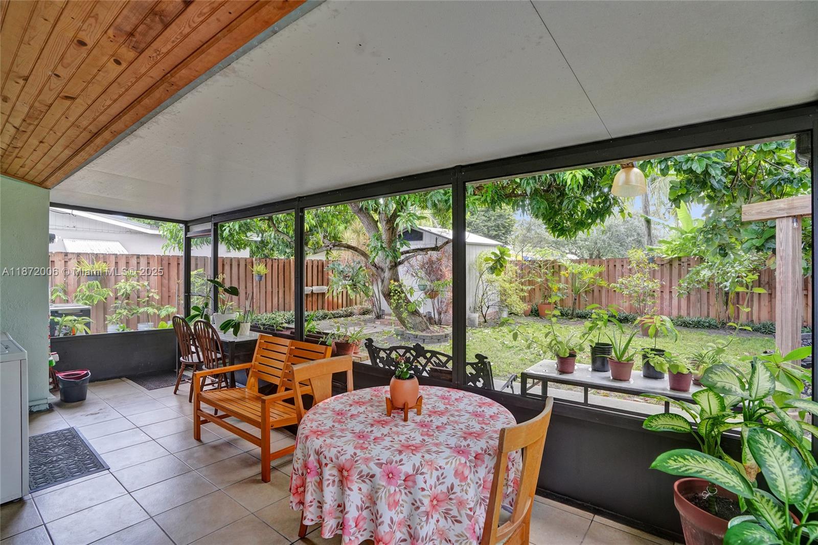 BREEZE HAVEN NO 4 - Residential