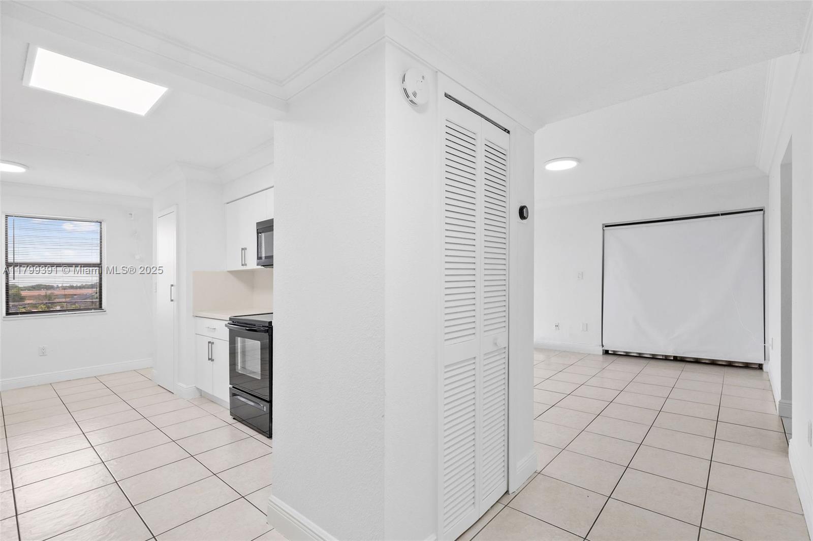 VISIONS AT FOUNTAINBLEAU - Residential