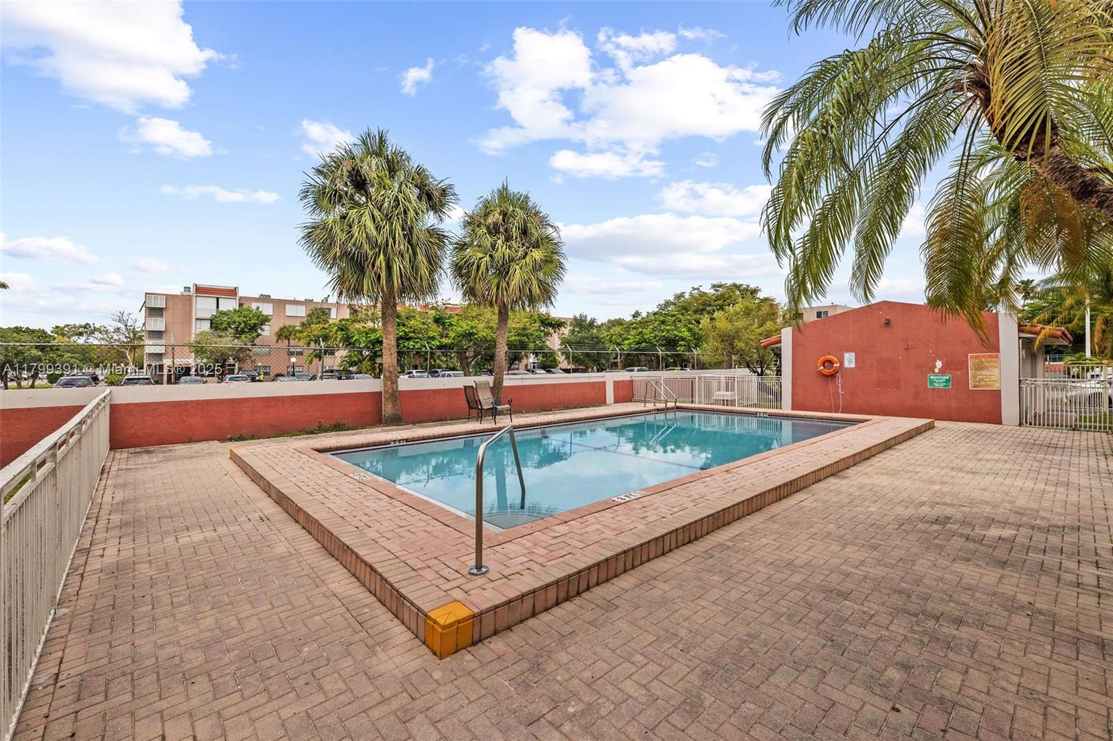 8401 NW 8 ST 401