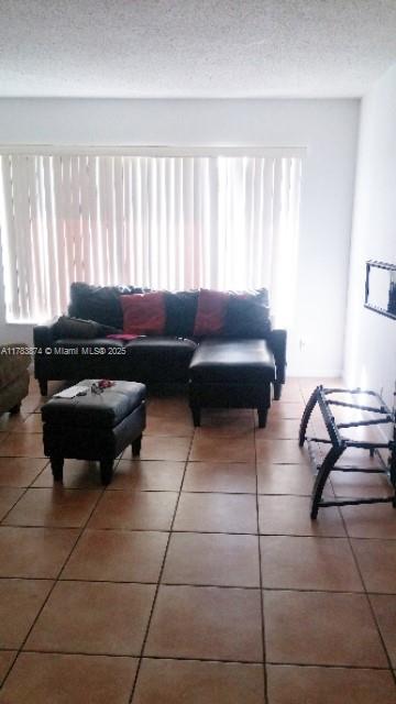 2551 NW 39 Ter 204