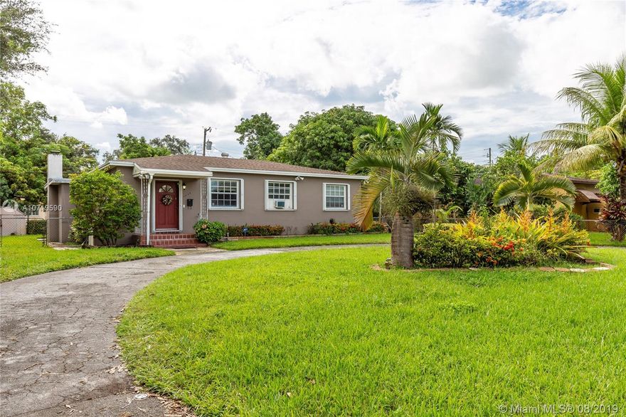 Are you seeking: Space, comfort & have the vision for an amazing space? We have the home for you! Expansive space with options galore makes this home perfect for you and yours. Starting with a lot size of over 9,500 SqFT, there is space here for a pool. Enjoy your weekends with your family, friends & neighbors by the built-in grill. YES, this jewel is big enough for all of them! Large great room with a brick fireplace makes this home an entertainer's delight. Kitchen features a Brazilian granite countertop with warranty and wood cabinets with the soft close system. If location is a must then look no more, you will love the proximity to highways, shopping, and thriving nightlife while enjoying a very quiet and friendly neighborhood. Hurricane Shutters throughout. Come and visit us today.