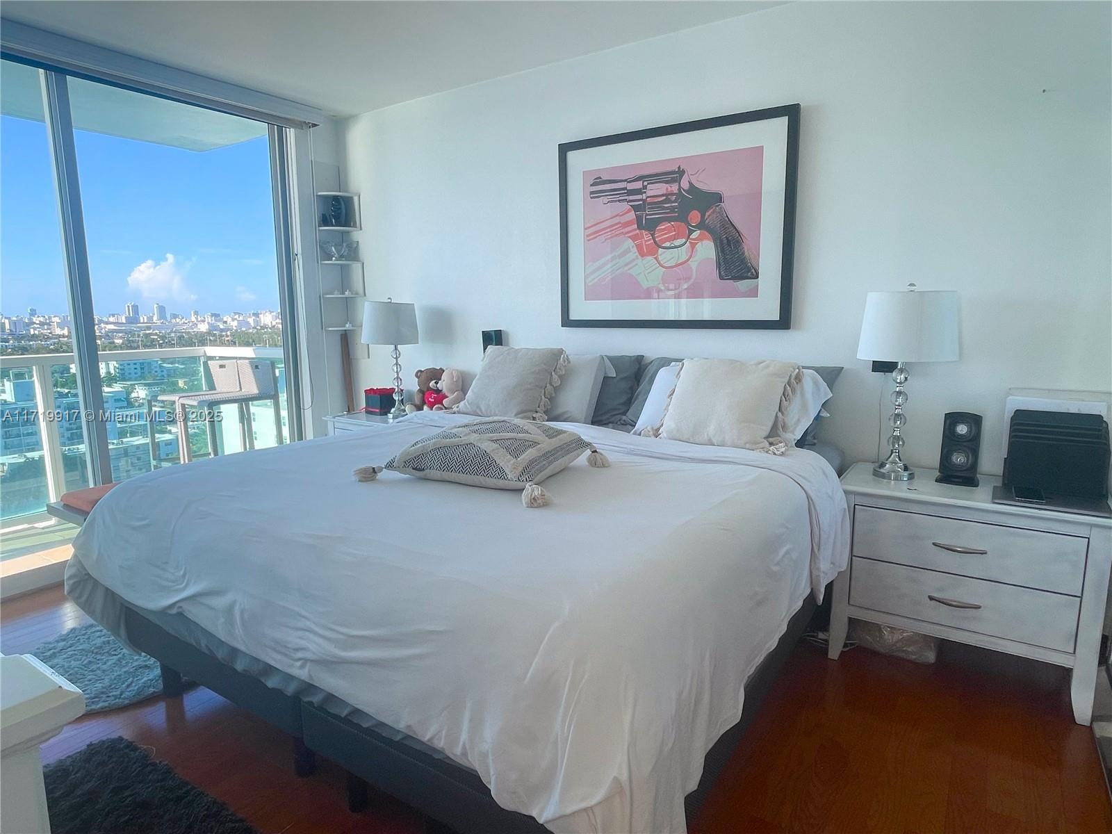 THE FLORIDIAN CONDO - Residential