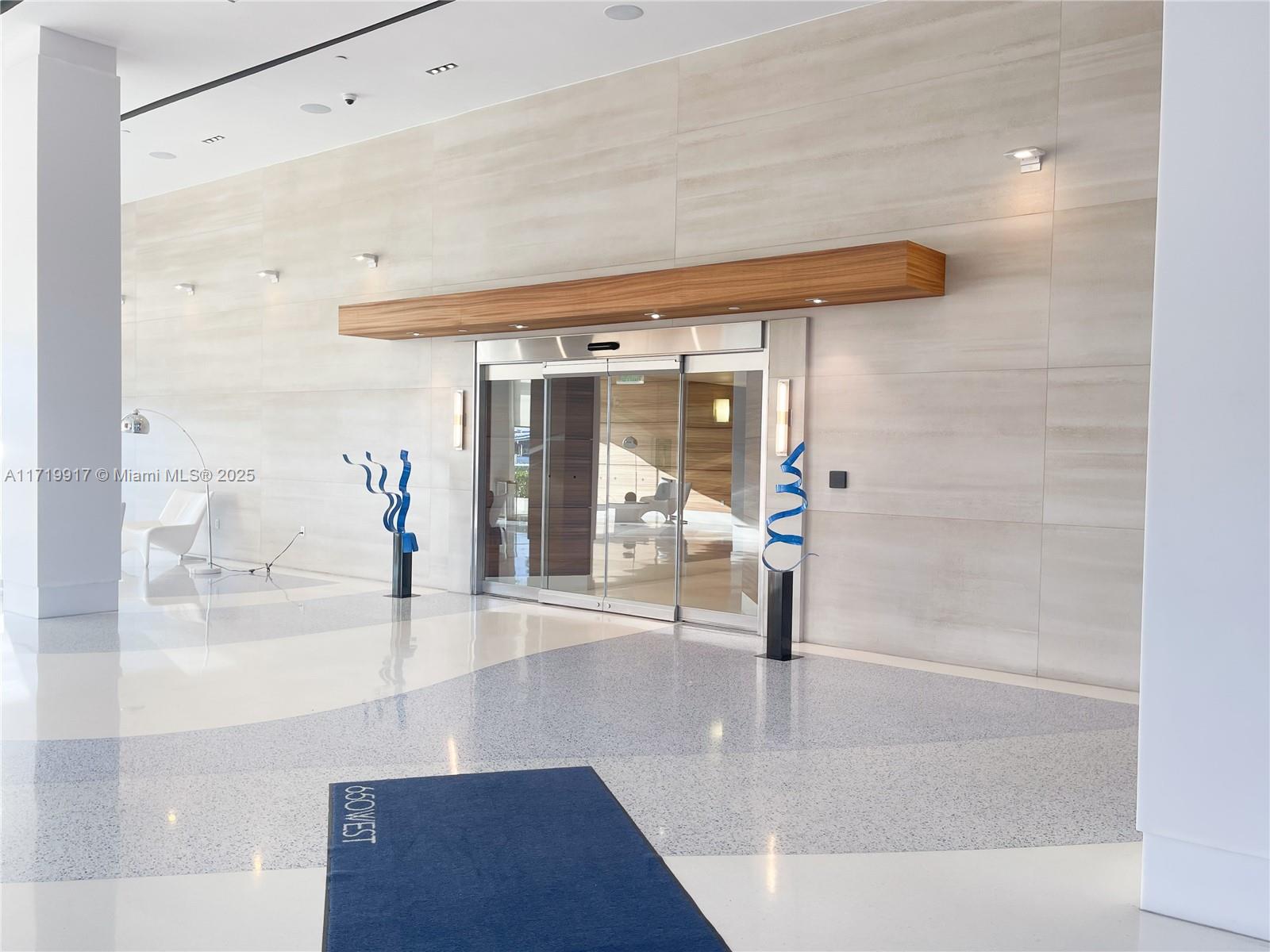 THE FLORIDIAN CONDO - Residential