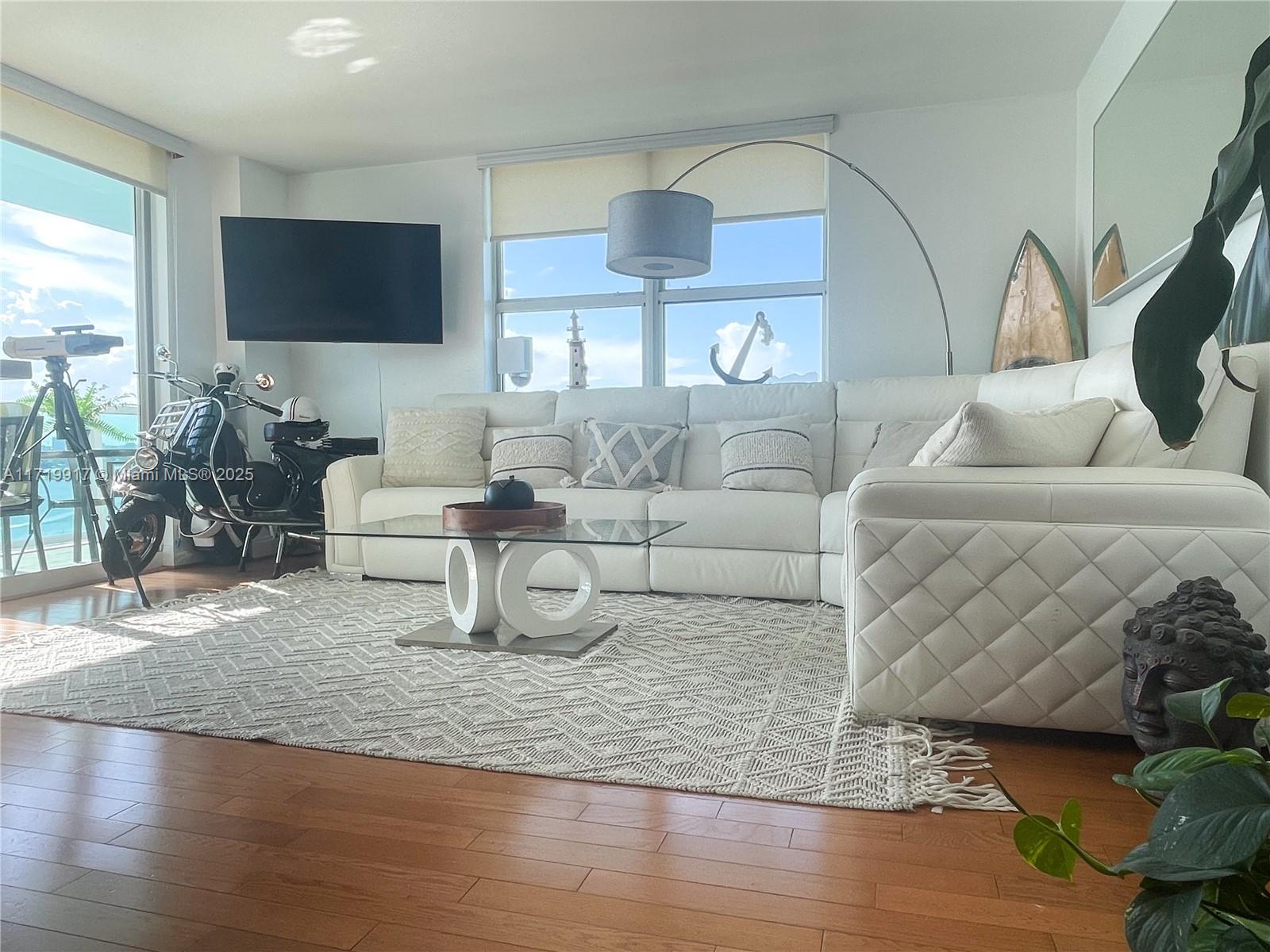 THE FLORIDIAN CONDO - Residential