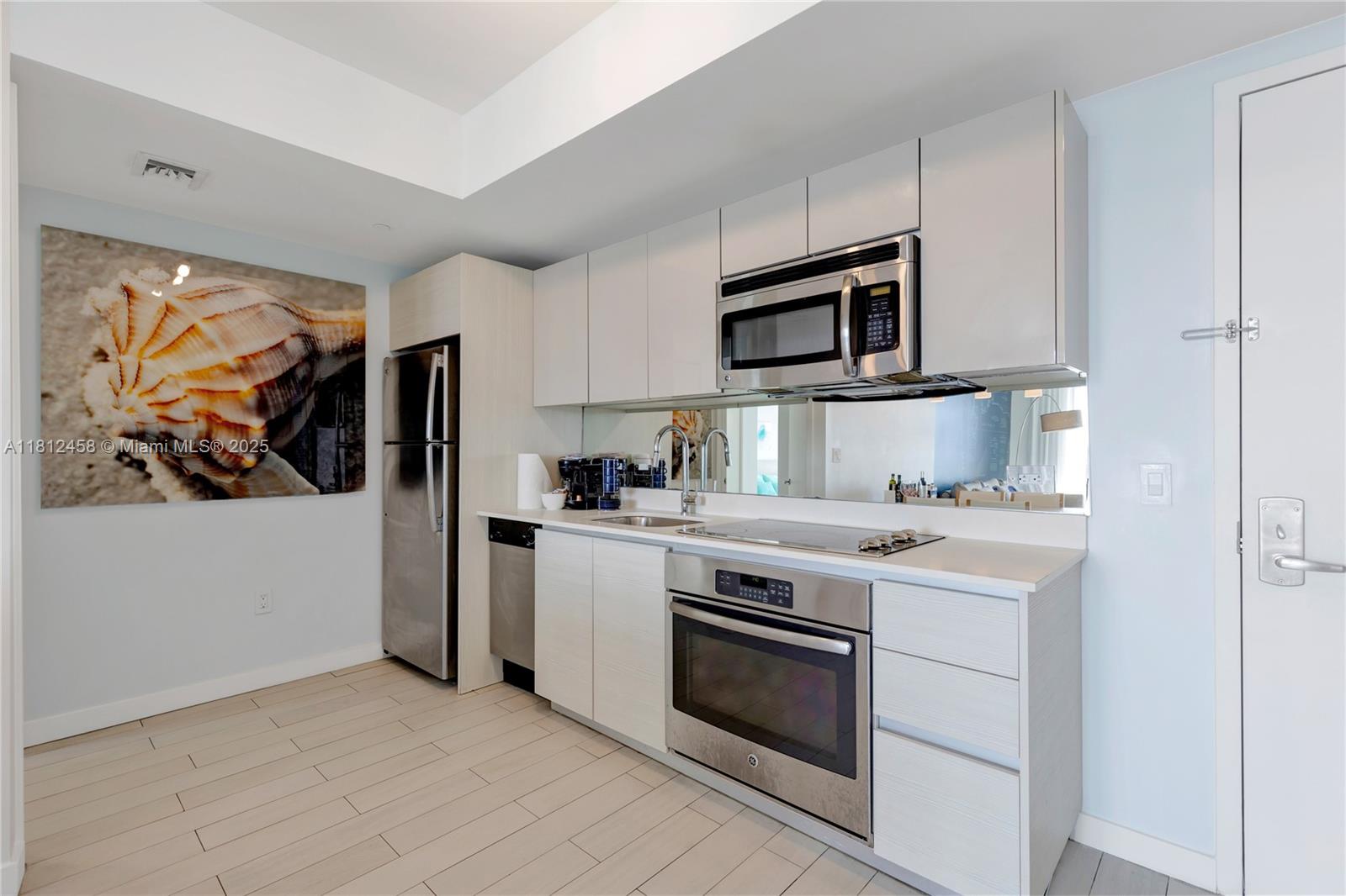 BEACHWALK CONDOMINIUM - Residential