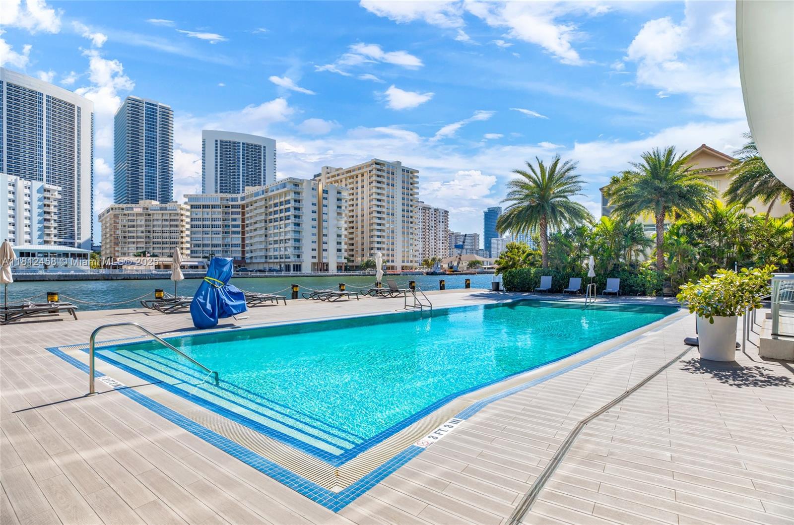 BEACHWALK CONDOMINIUM - Residential