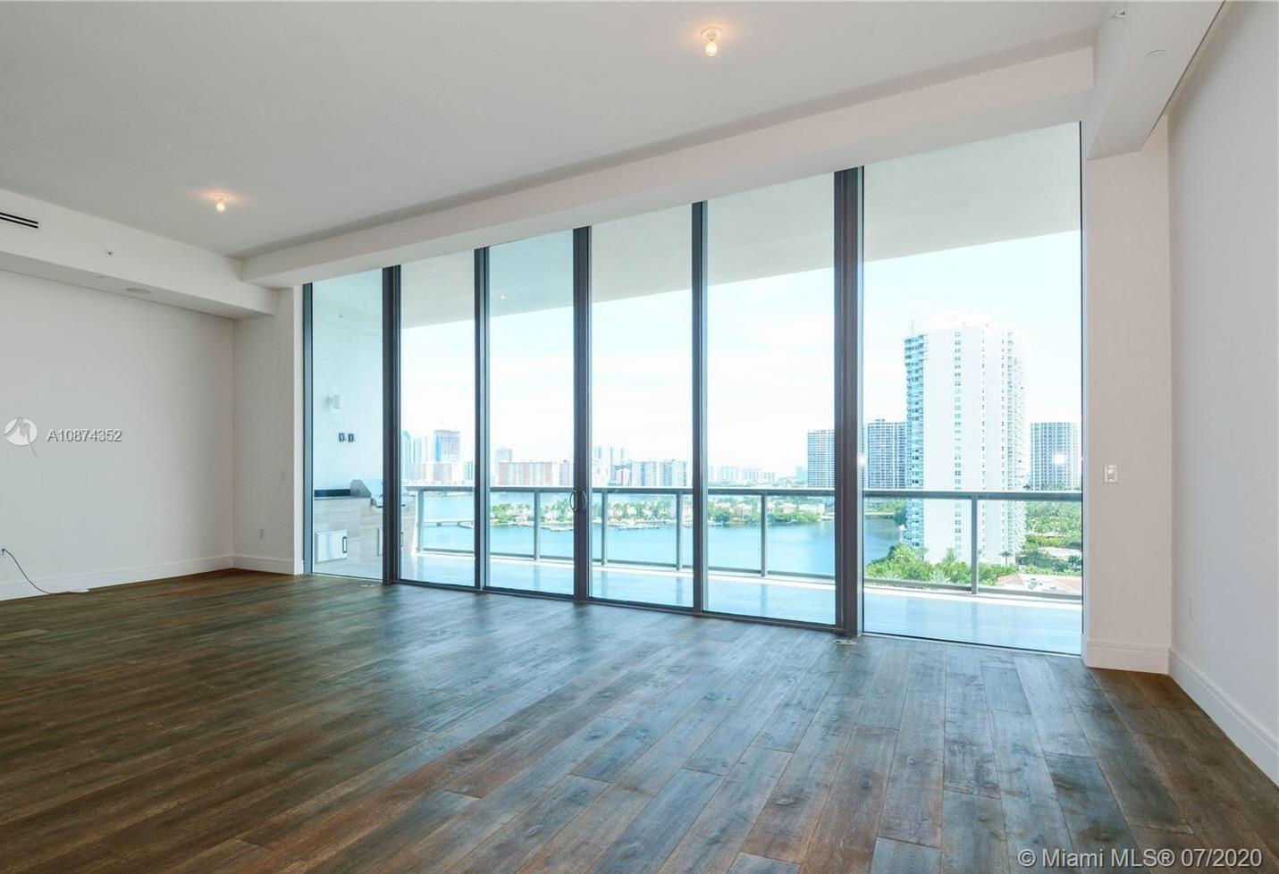ECHO CONDO - Residential