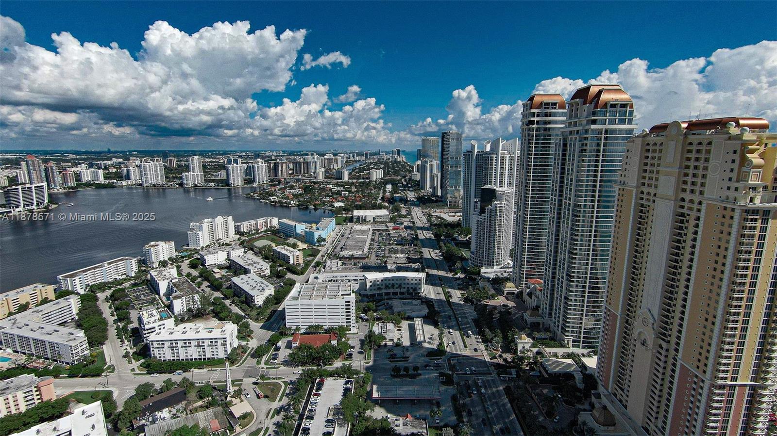 17555 Collins Ave 704