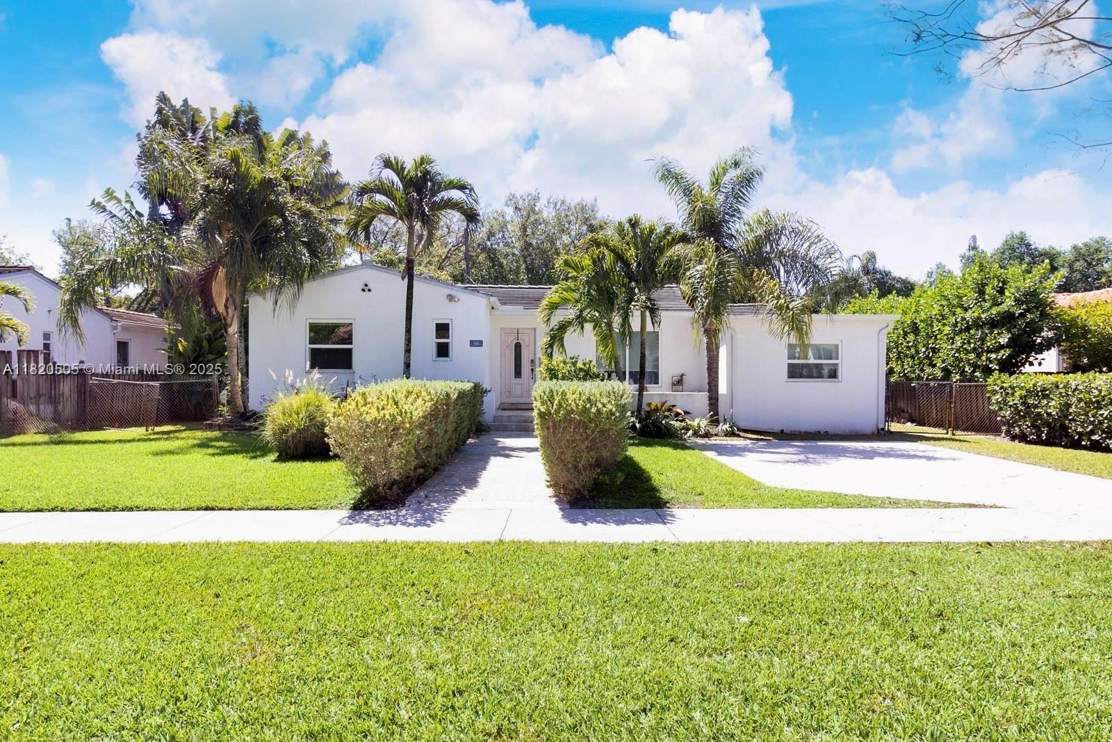 Rental Property at 46 Ne 101st St 46, Miami Shores, Miami-Dade County, Florida - Bedrooms: 3 
Bathrooms: 3  - $3,795 MO.