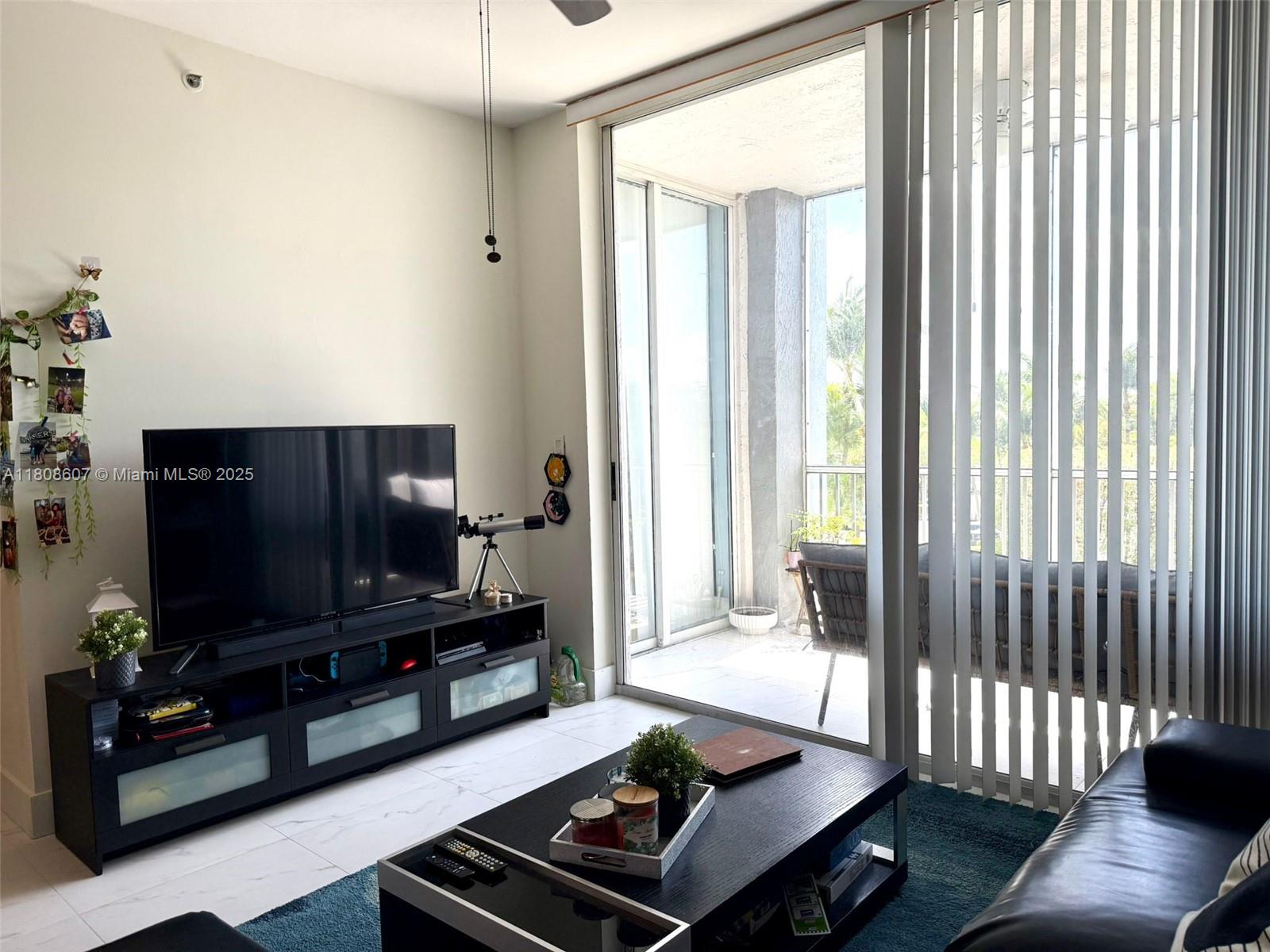 9725 NW 52nd St 421