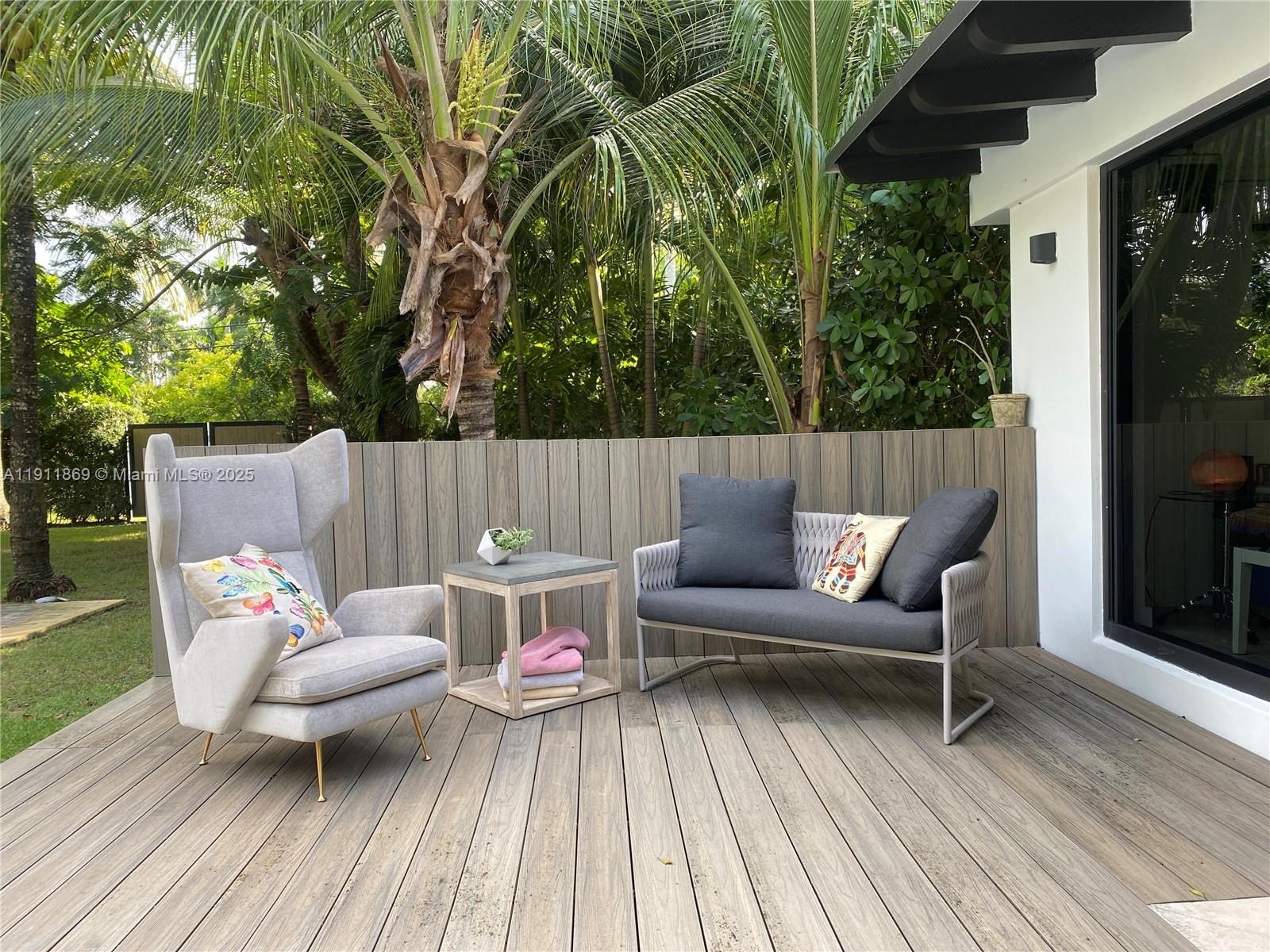 HOMEDALE - Residential