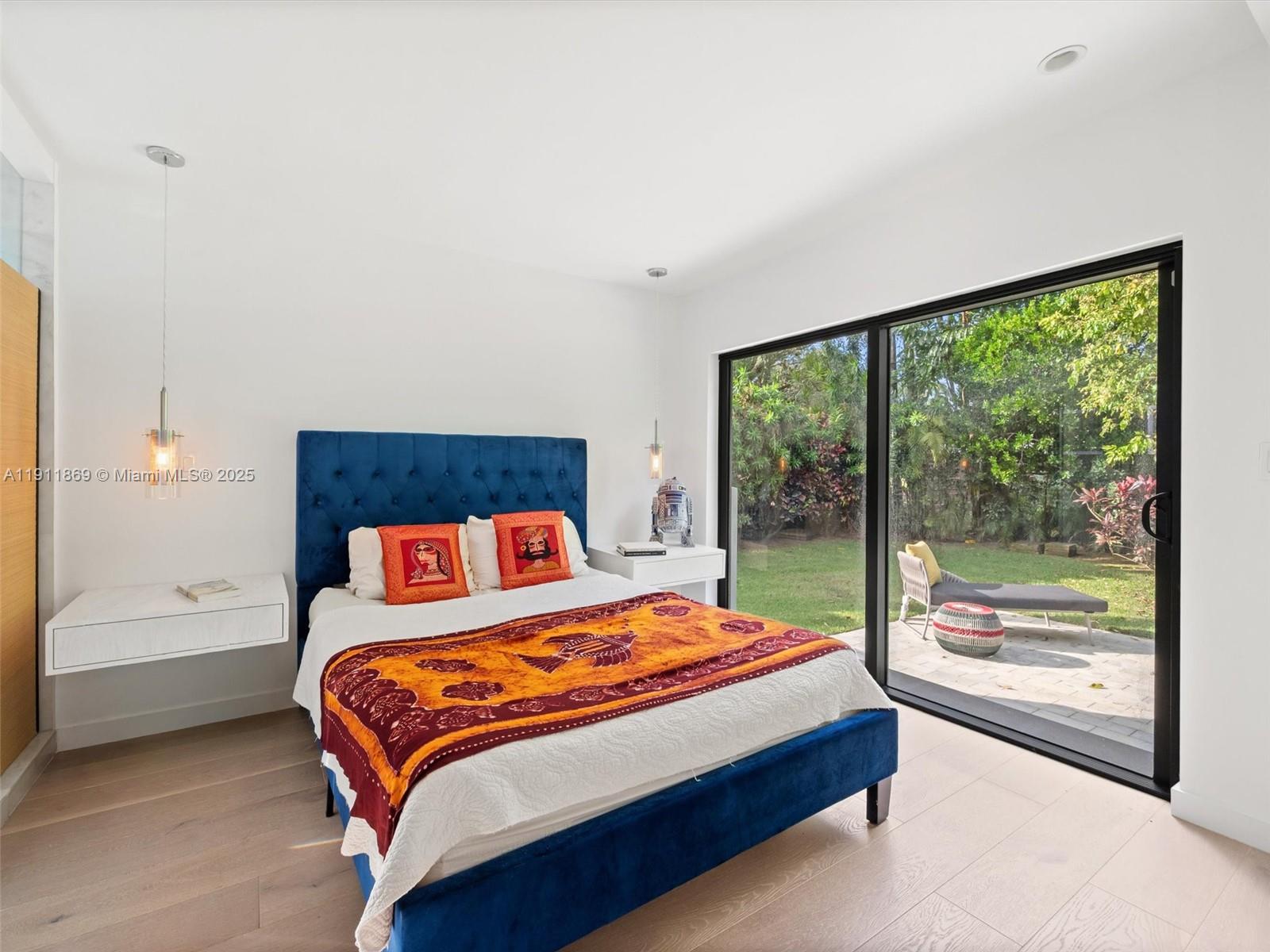 HOMEDALE - Residential