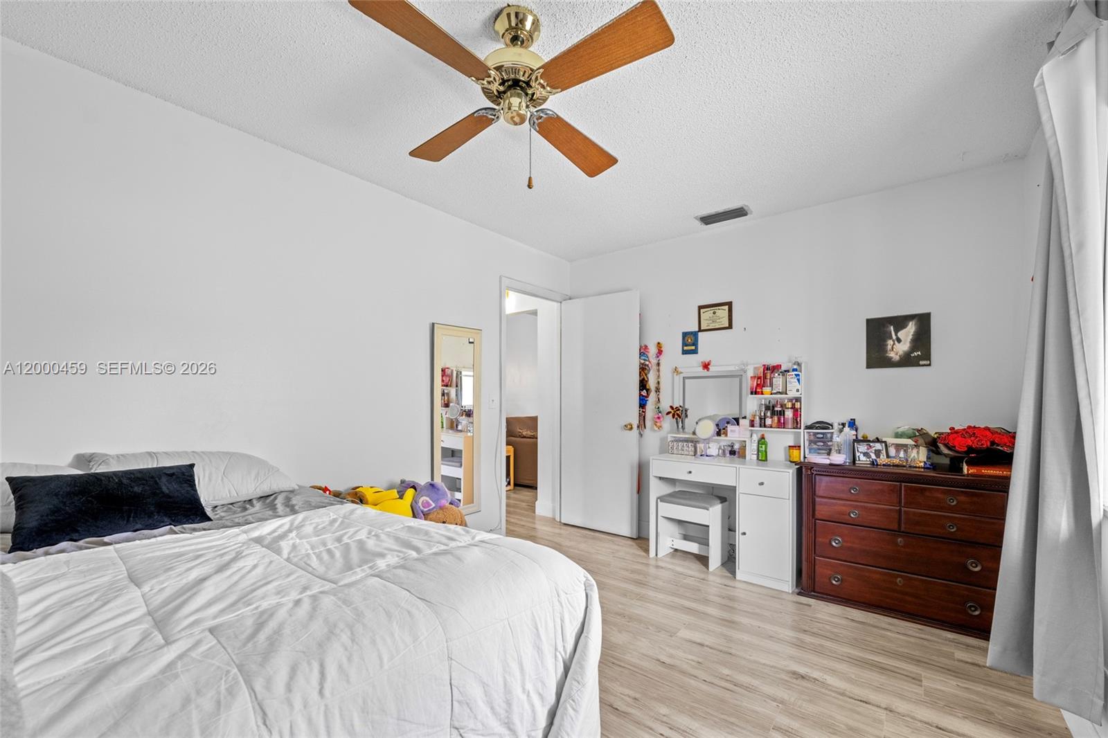 LA PINATA CONDO - Residential