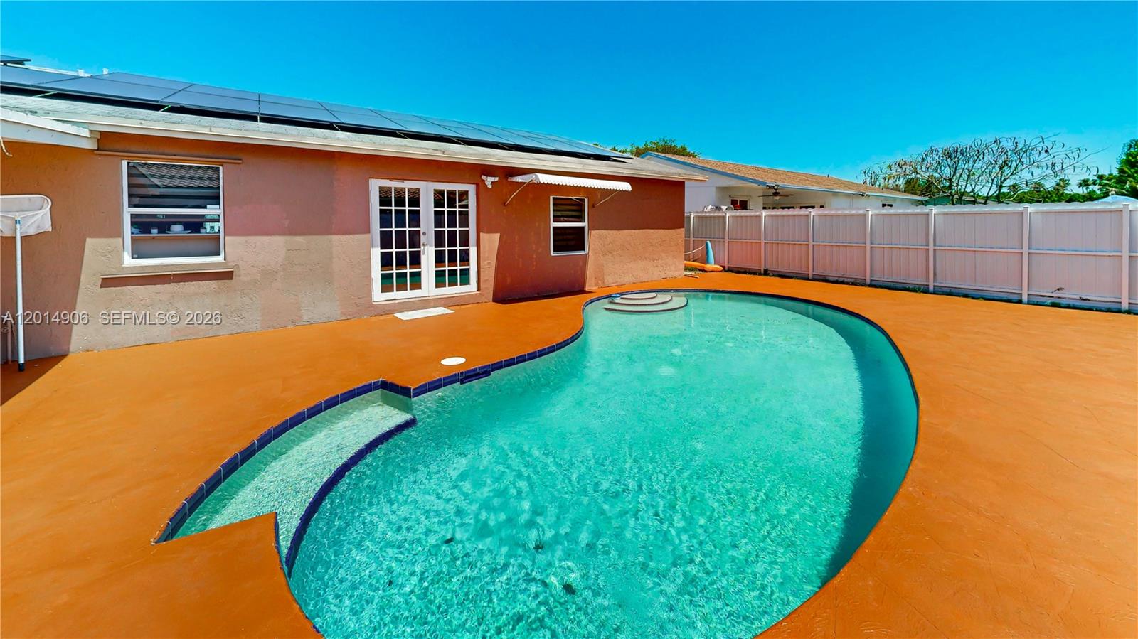 CAMBRIDGE ESTATES - Residential