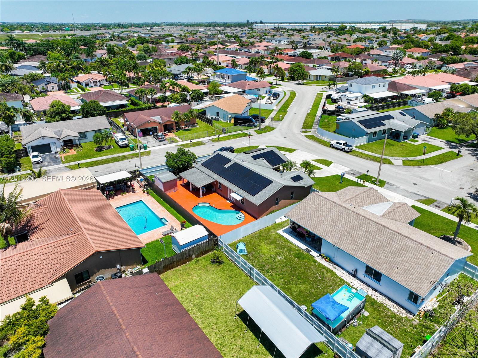 CAMBRIDGE ESTATES - Residential