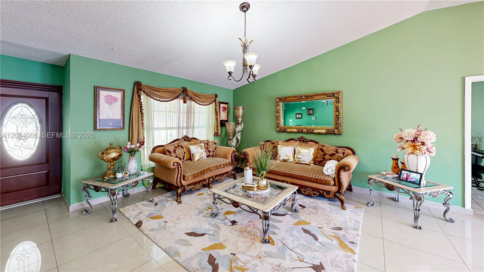 CAMBRIDGE ESTATES - Residential