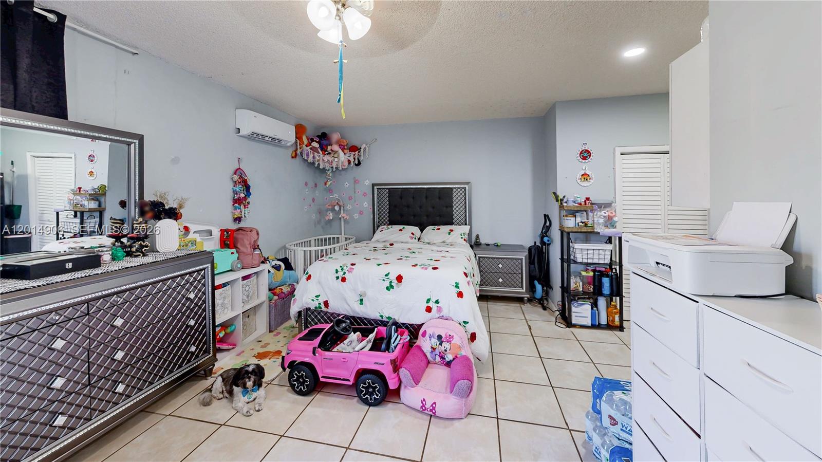 CAMBRIDGE ESTATES - Residential