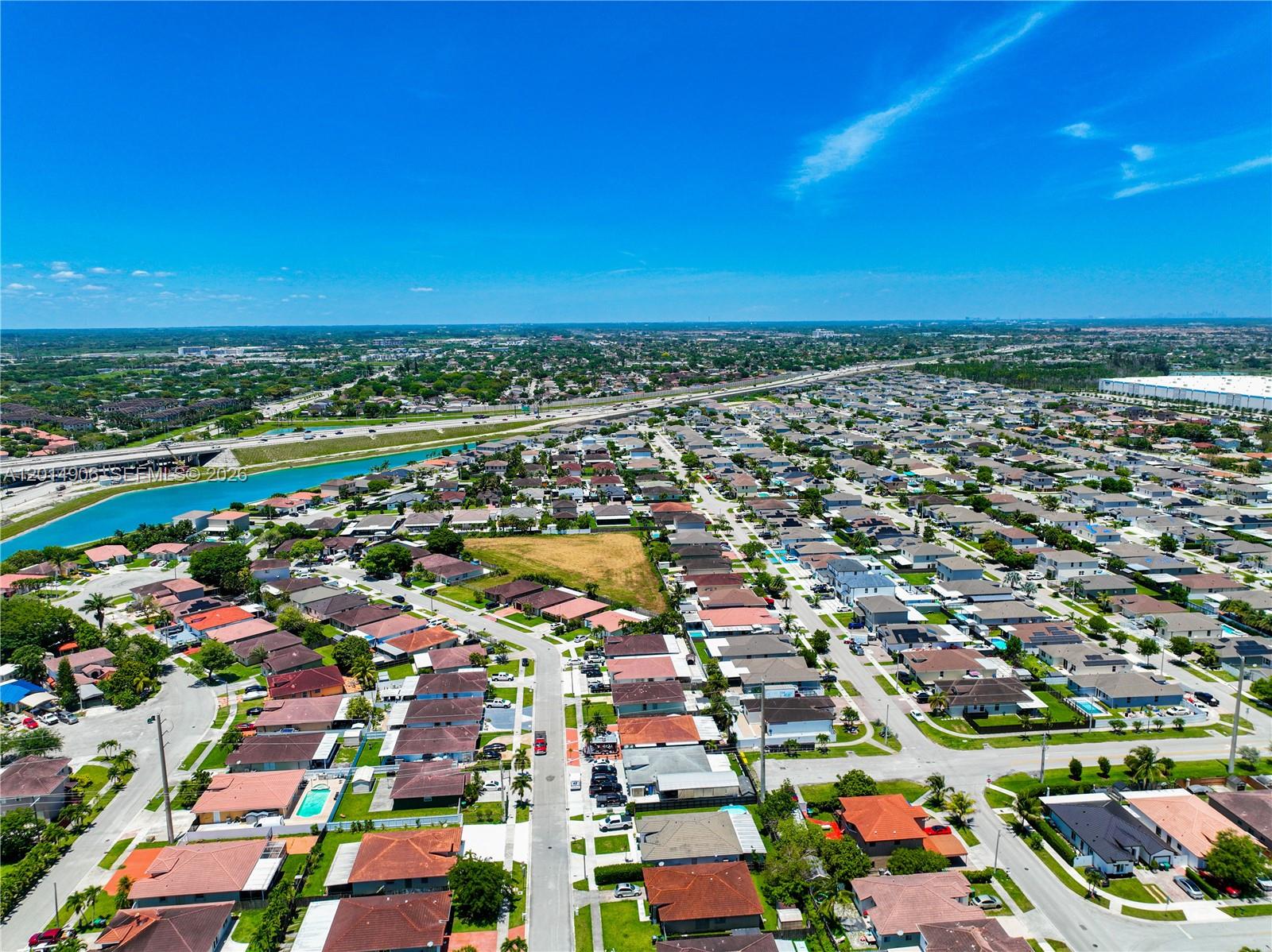 CAMBRIDGE ESTATES - Residential