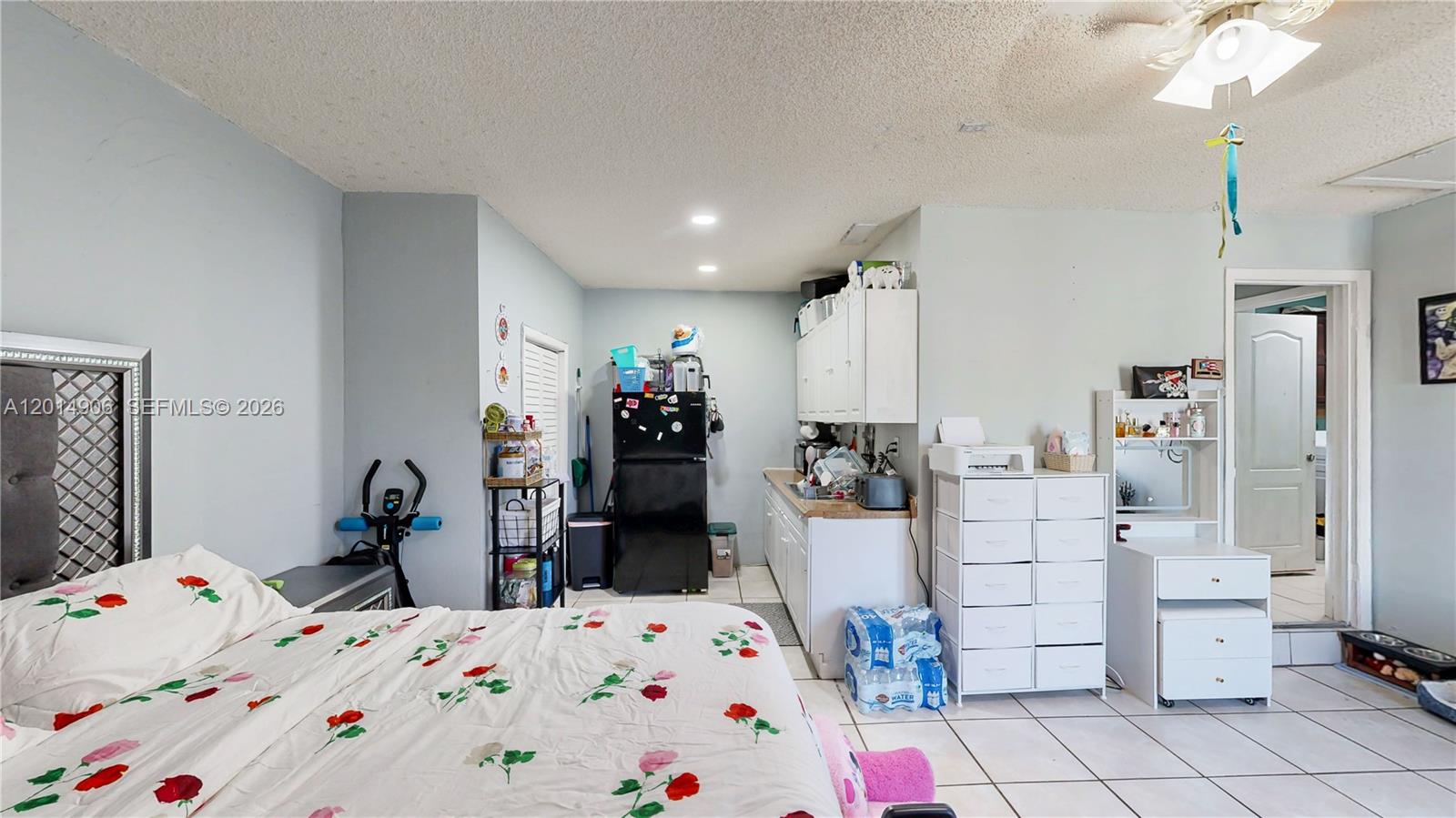 CAMBRIDGE ESTATES - Residential