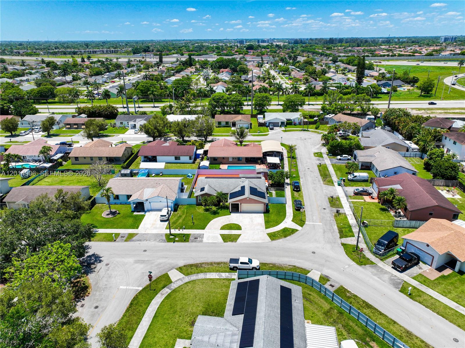 CAMBRIDGE ESTATES - Residential