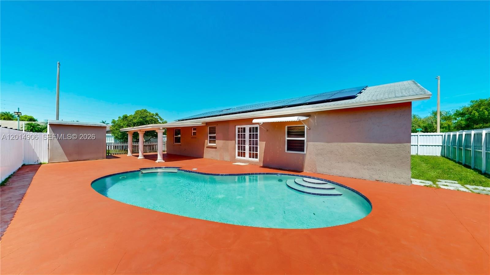 CAMBRIDGE ESTATES - Residential