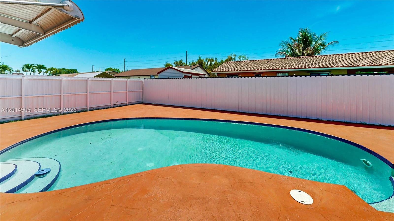 CAMBRIDGE ESTATES - Residential