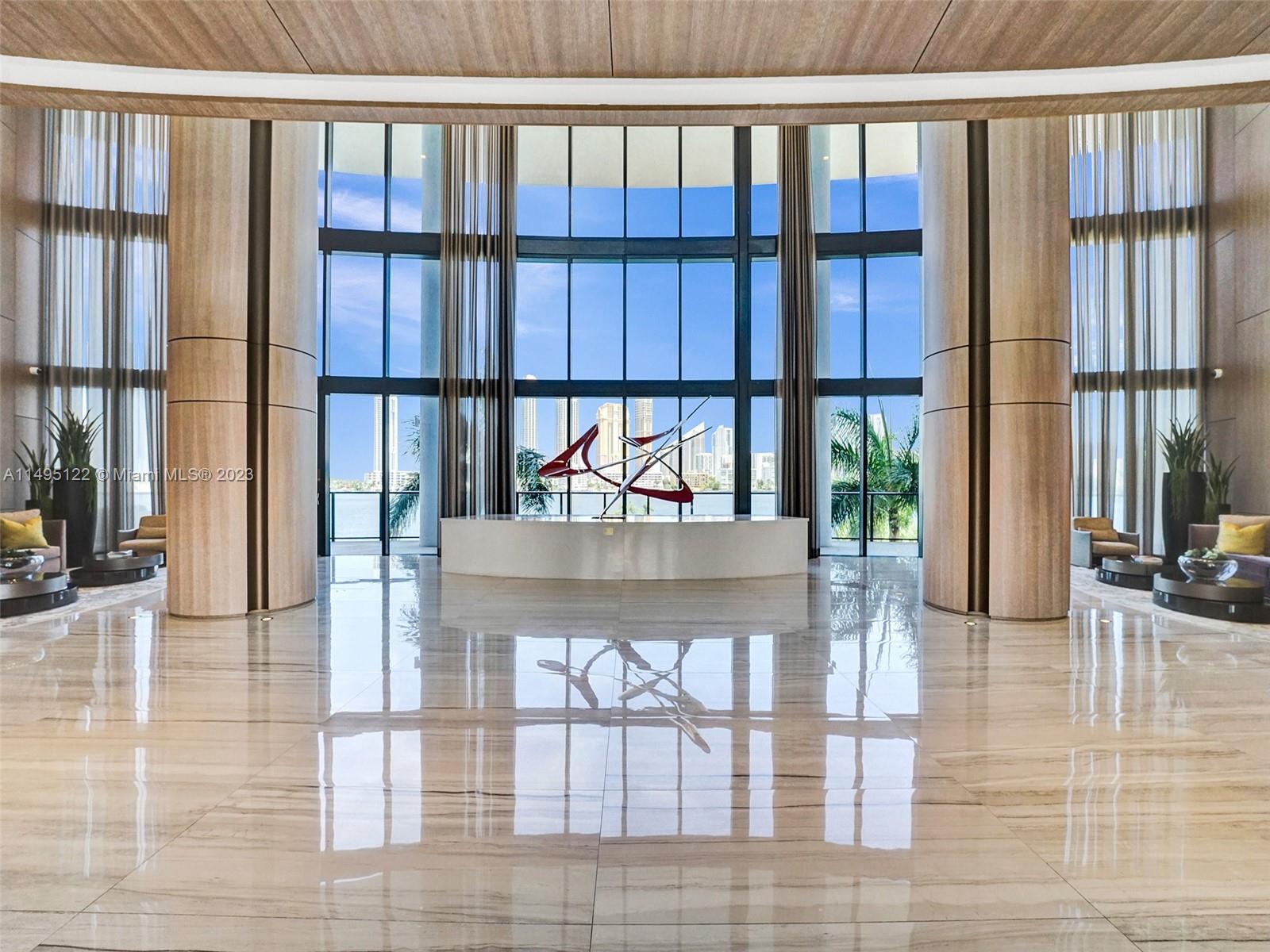 PRIVE CONDO - Residential