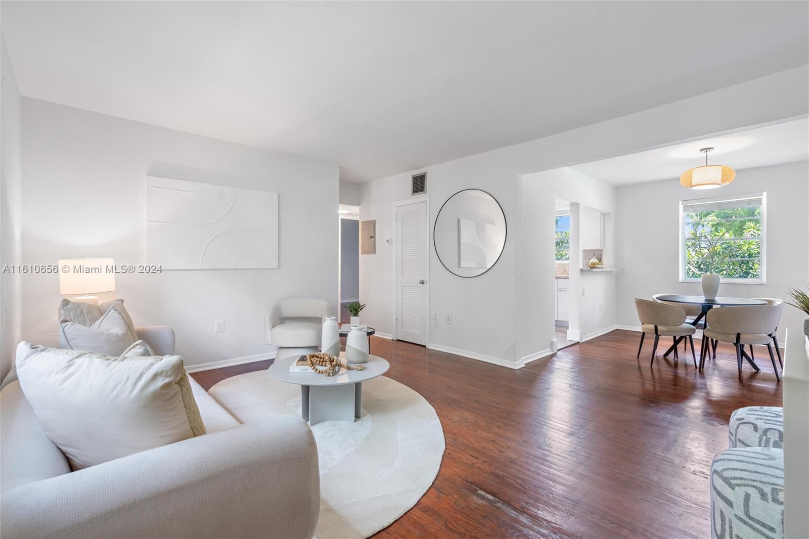PATHWAYS CONDO - Residential