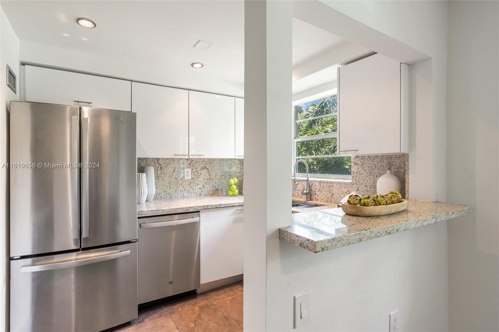 PATHWAYS CONDO - Residential