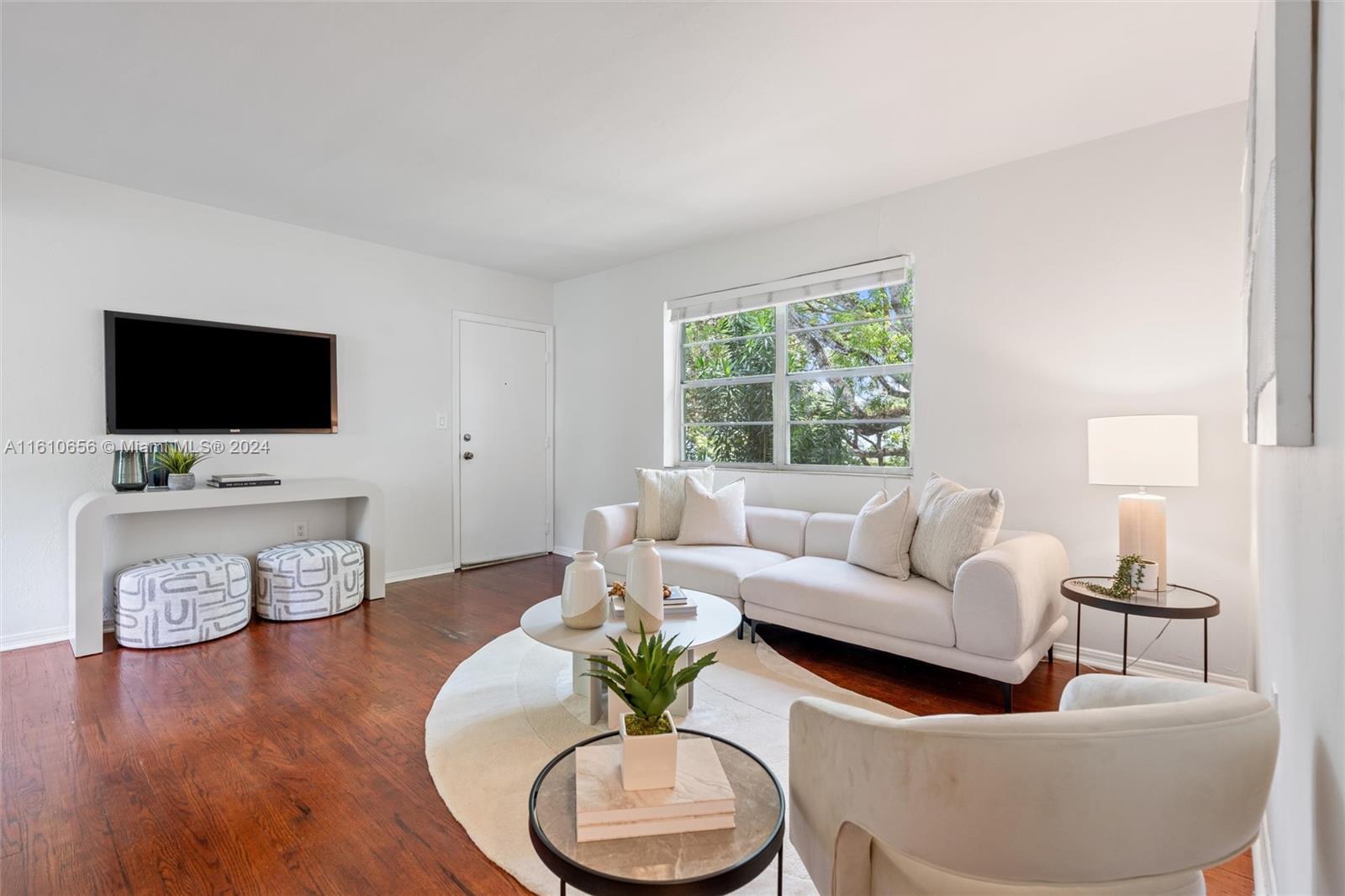 PATHWAYS CONDO - Residential