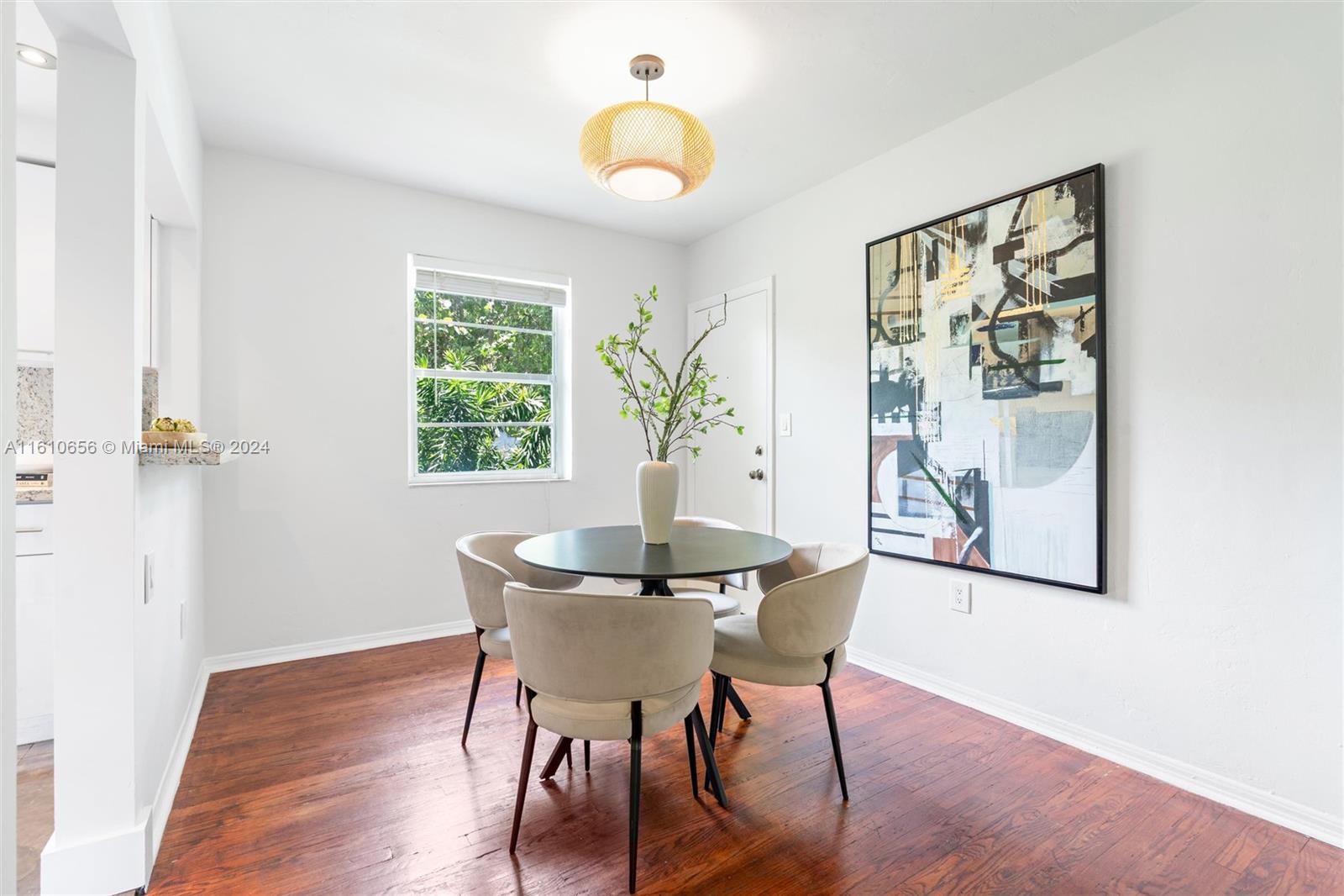 PATHWAYS CONDO - Residential
