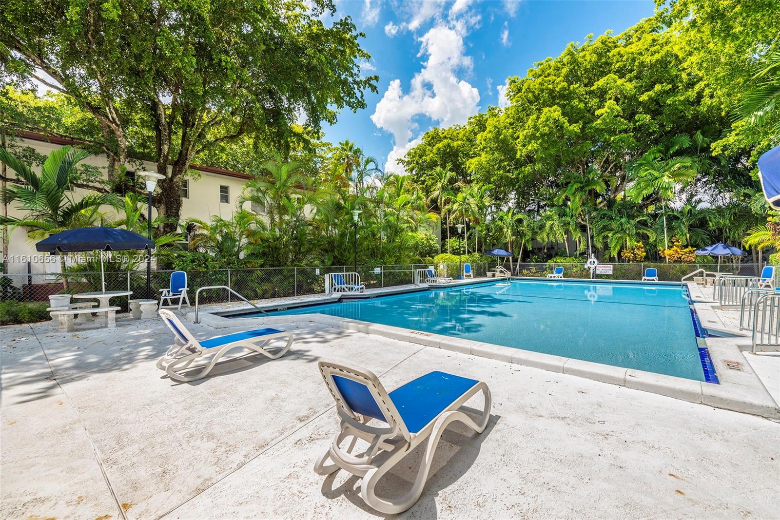 PATHWAYS CONDO - Residential
