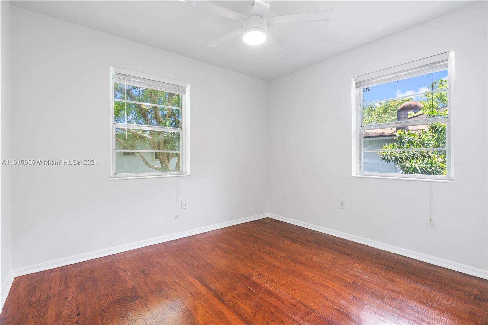 PATHWAYS CONDO - Residential