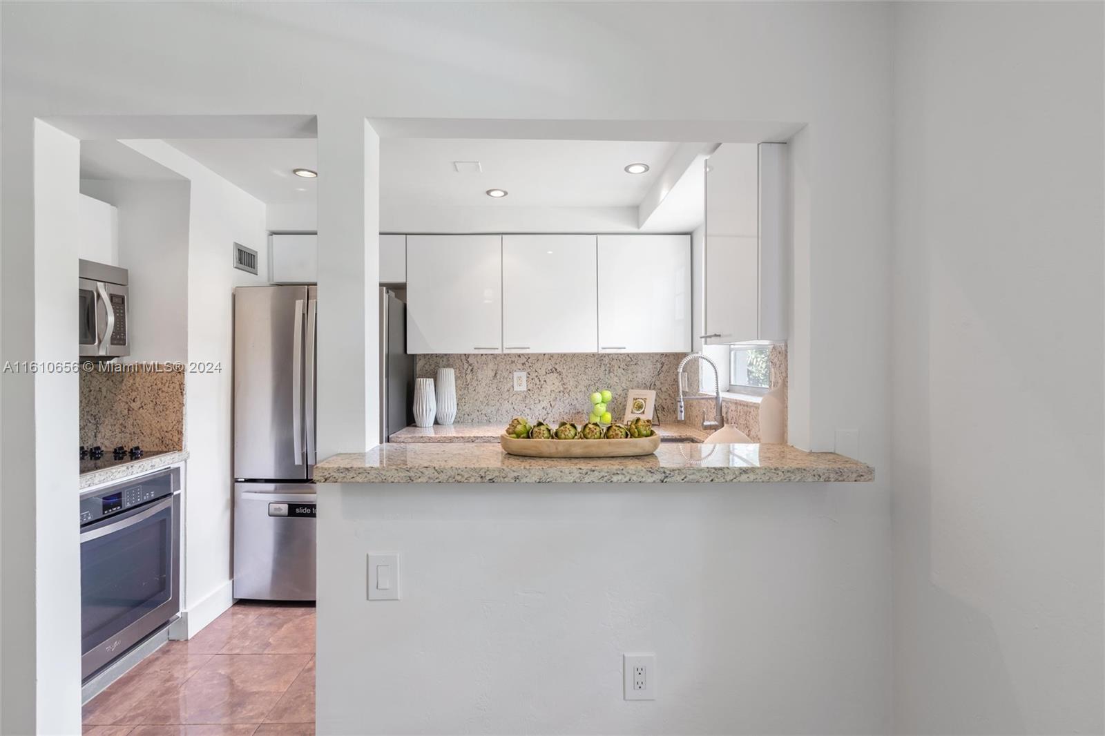 PATHWAYS CONDO - Residential