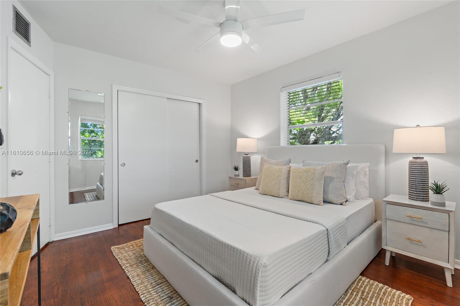 PATHWAYS CONDO - Residential