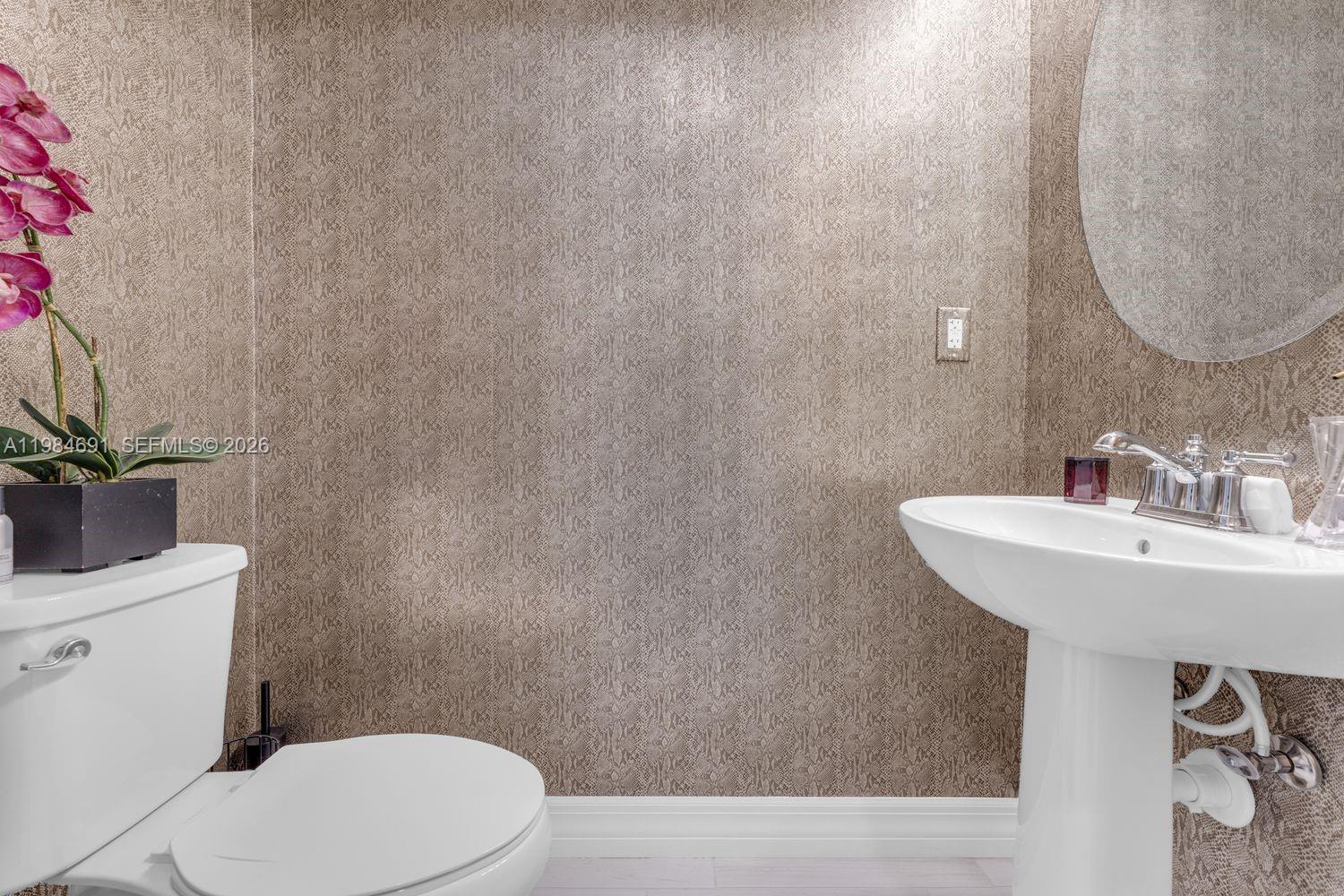 AMERICAN EXPRESS TRACT - Residential