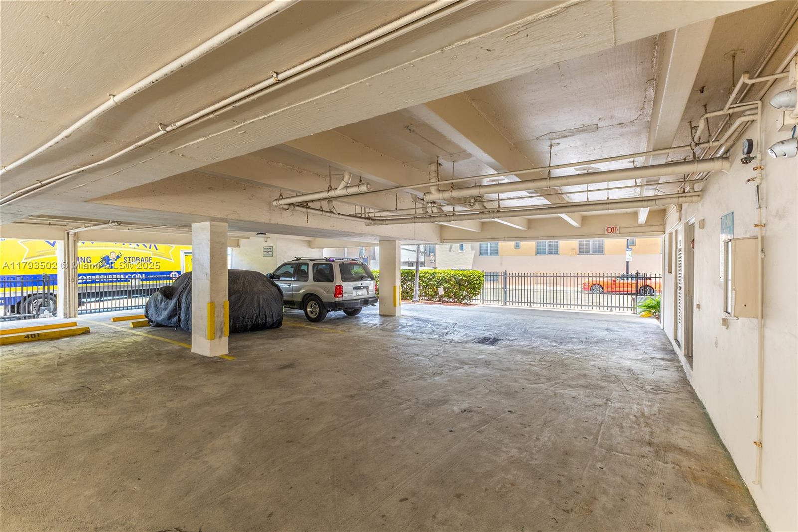 COLLINS VISTA CONDO - Residential