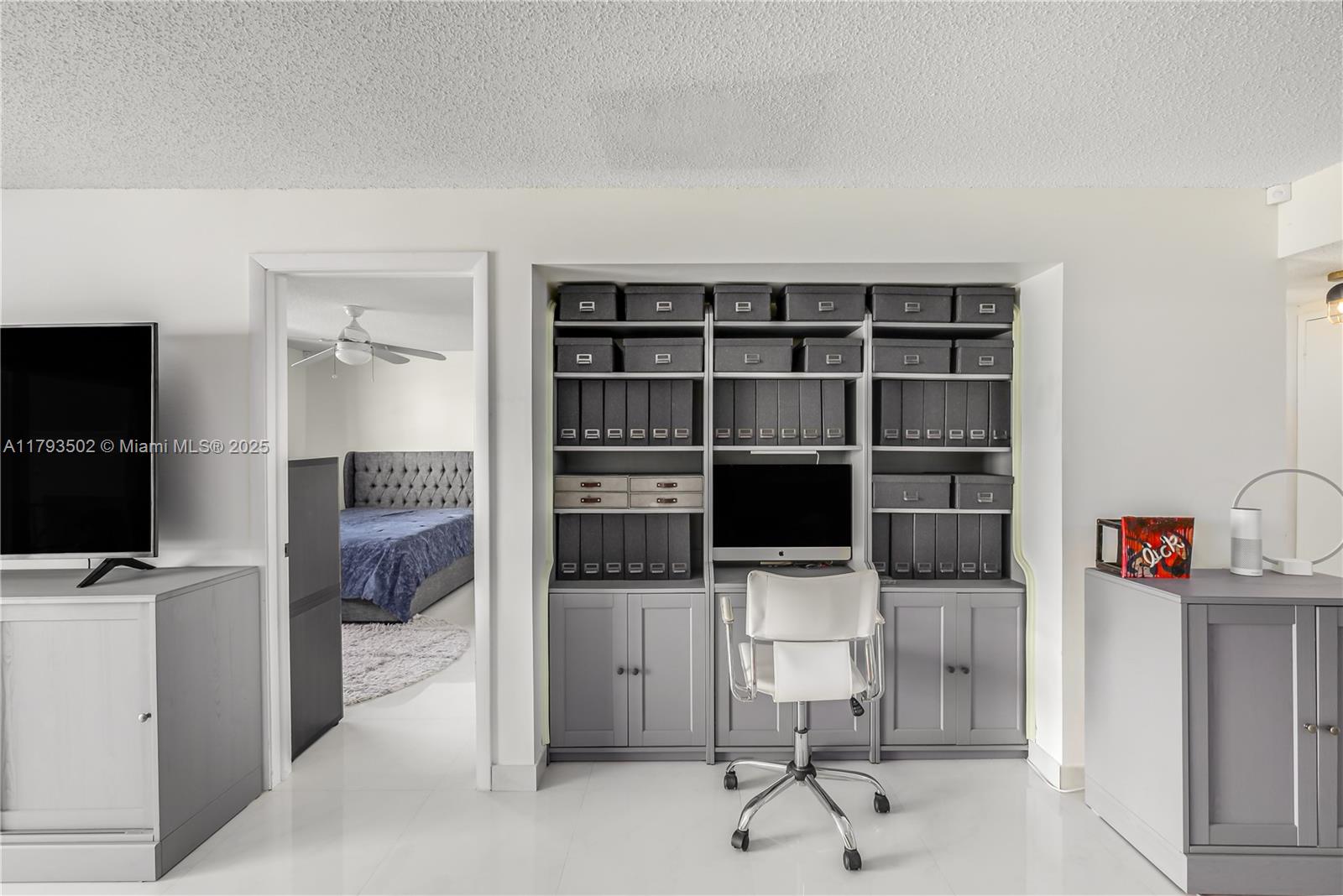 COLLINS VISTA CONDO - Residential