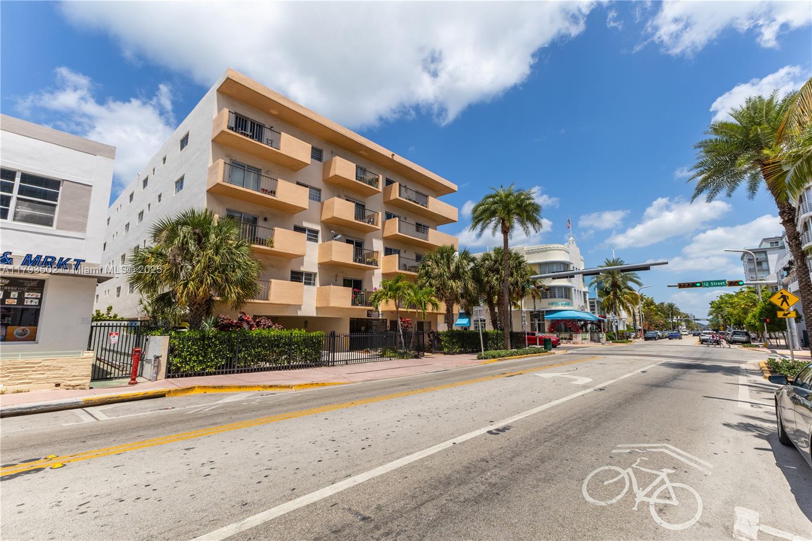 COLLINS VISTA CONDO - Residential