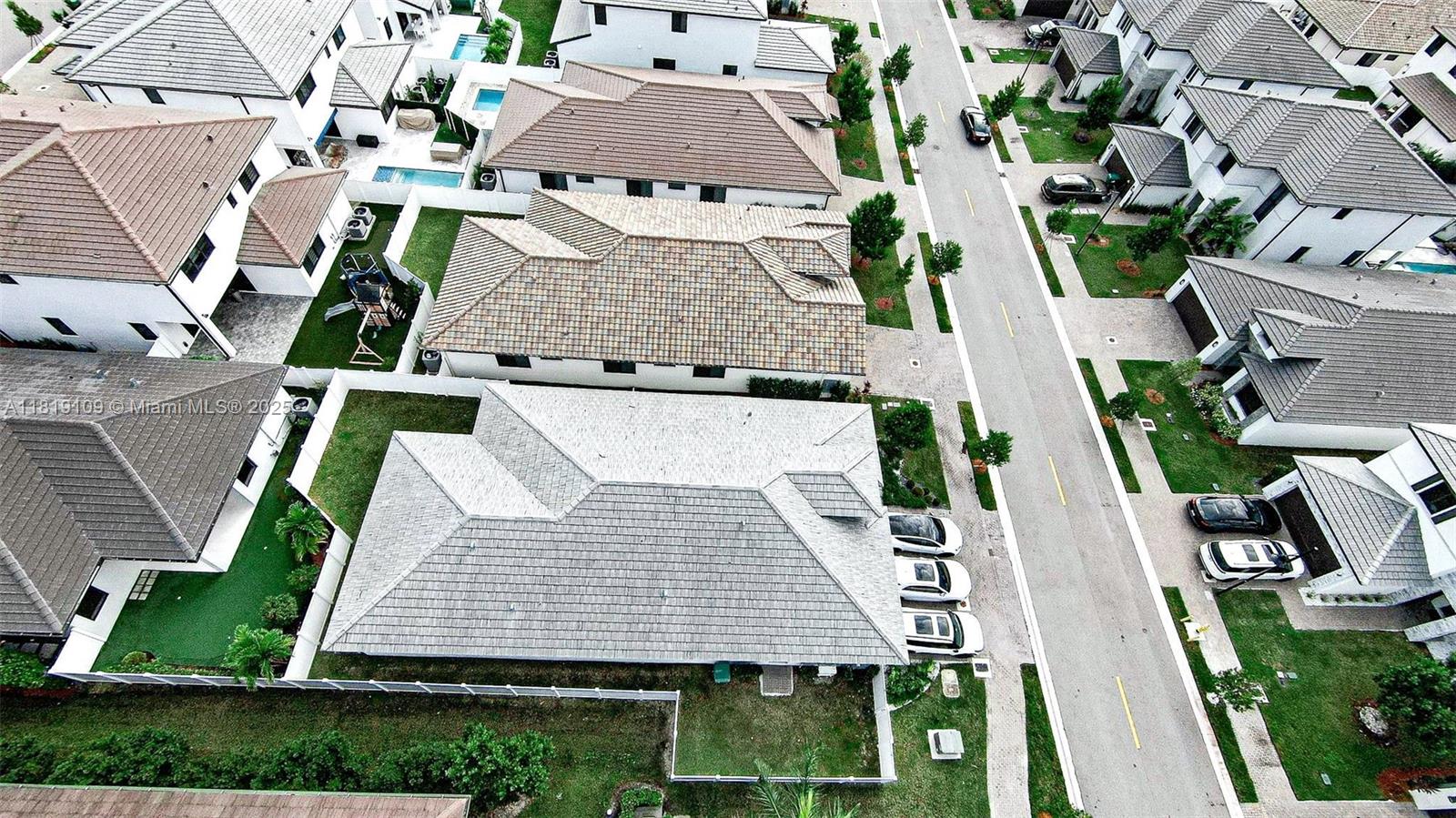 8137 NW 46th Ter