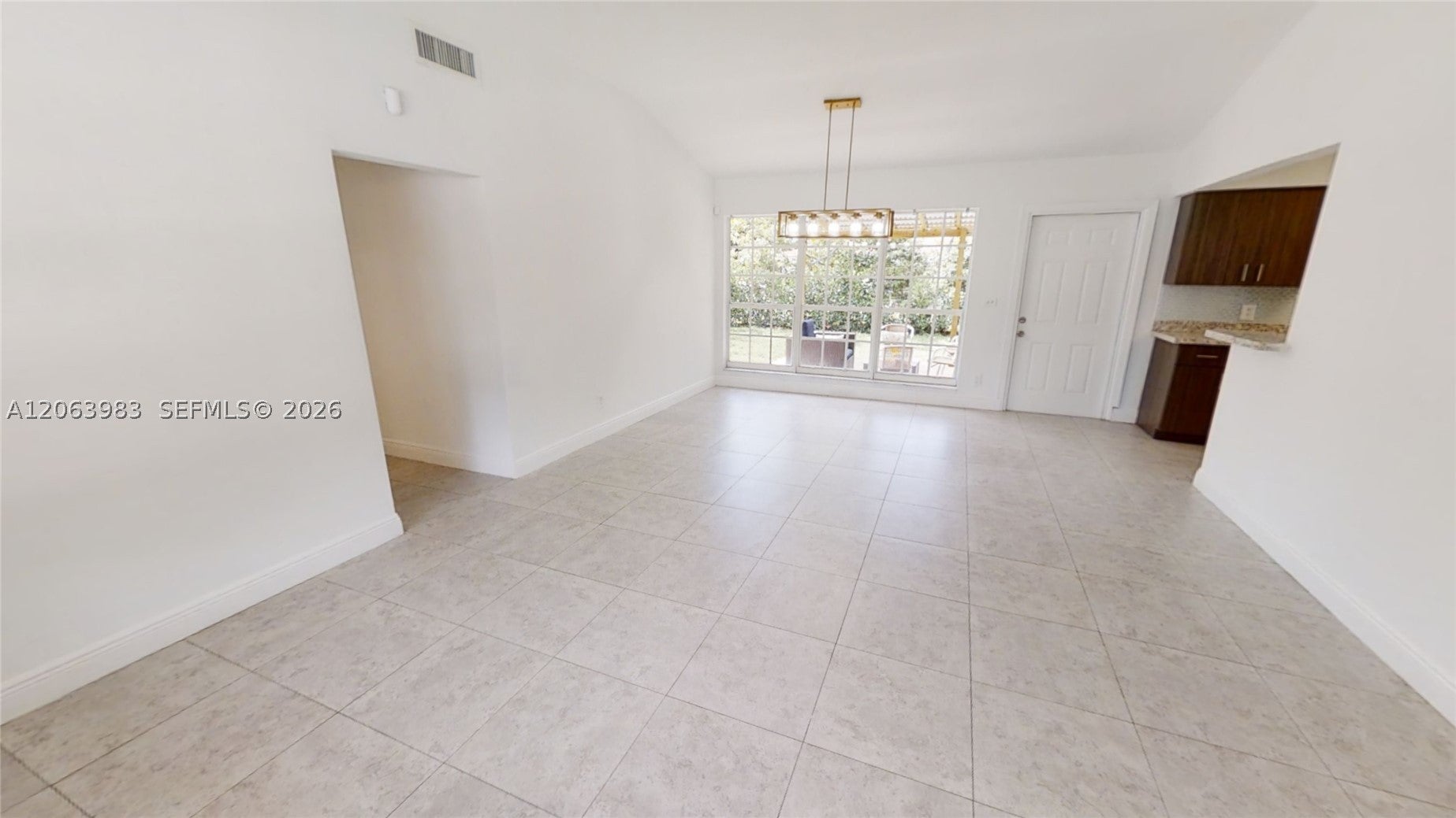 490 NW 90th St .