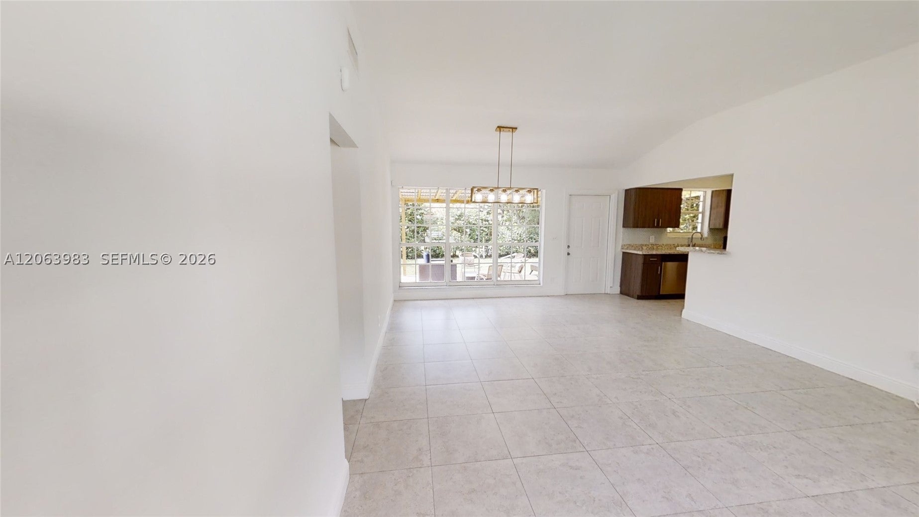 490 NW 90th St .