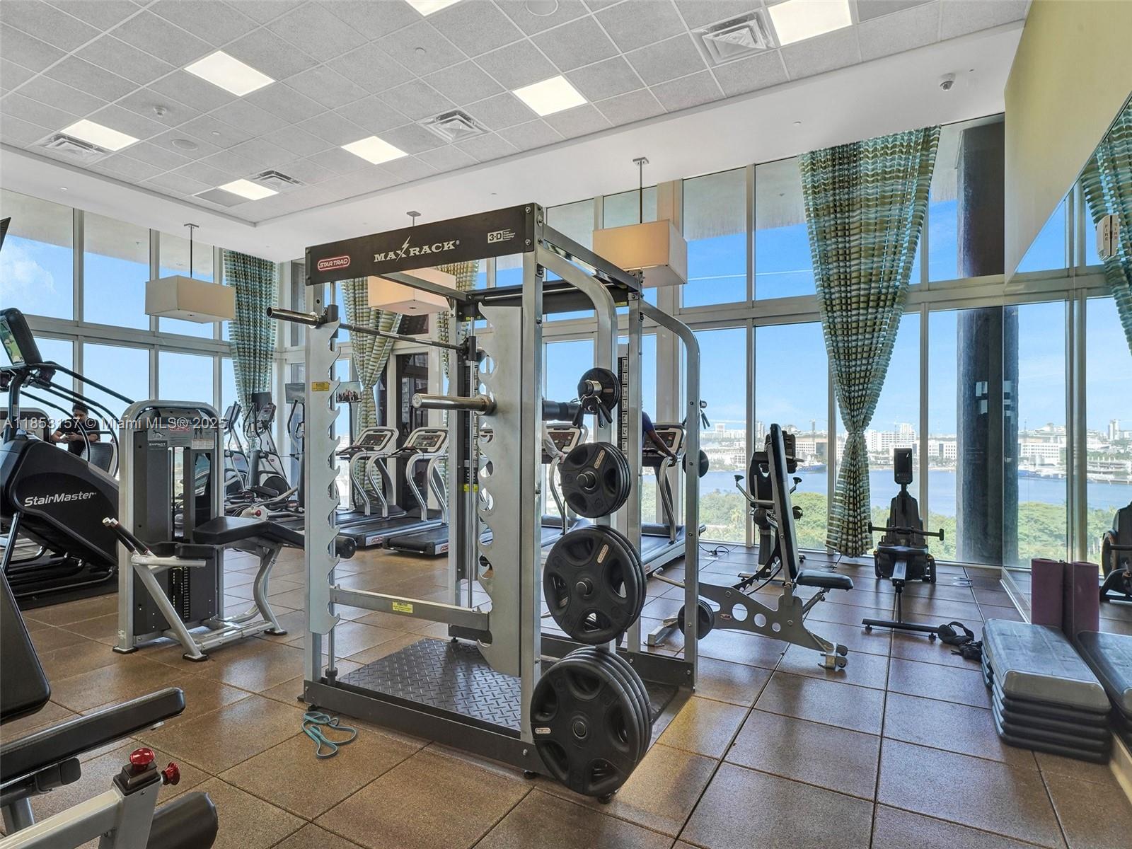 50 BISCAYNE CONDO - Residential