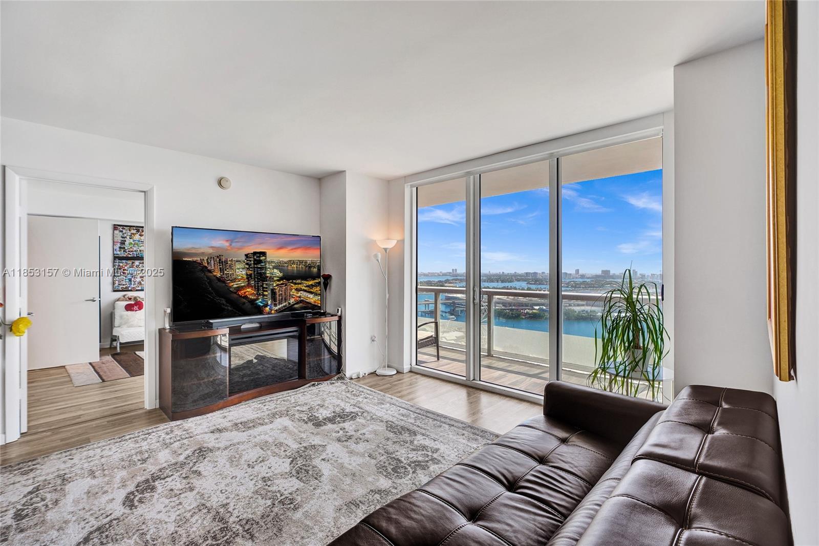 50 BISCAYNE CONDO - Residential