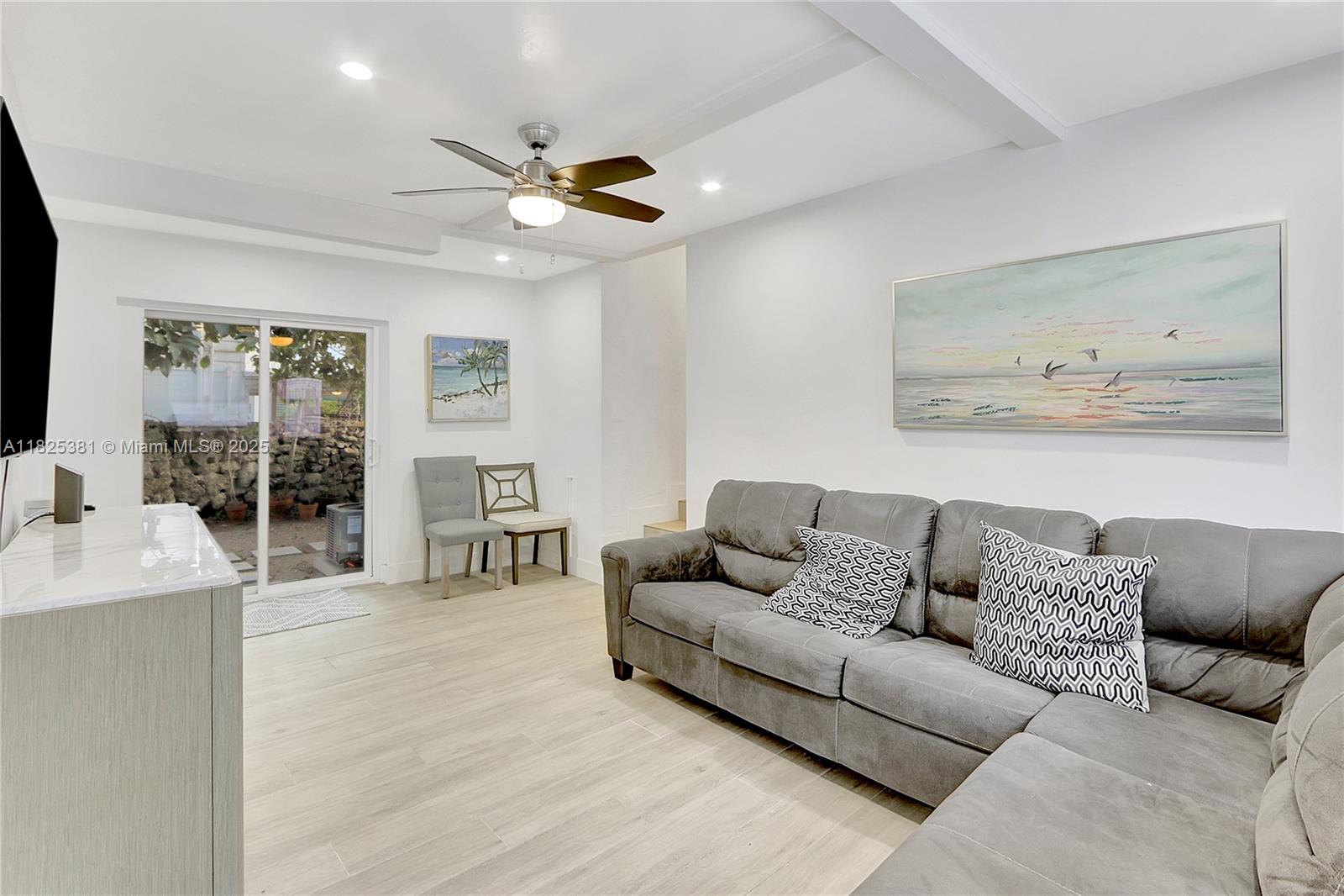 HOLLEMAN PARK - Residential Lease