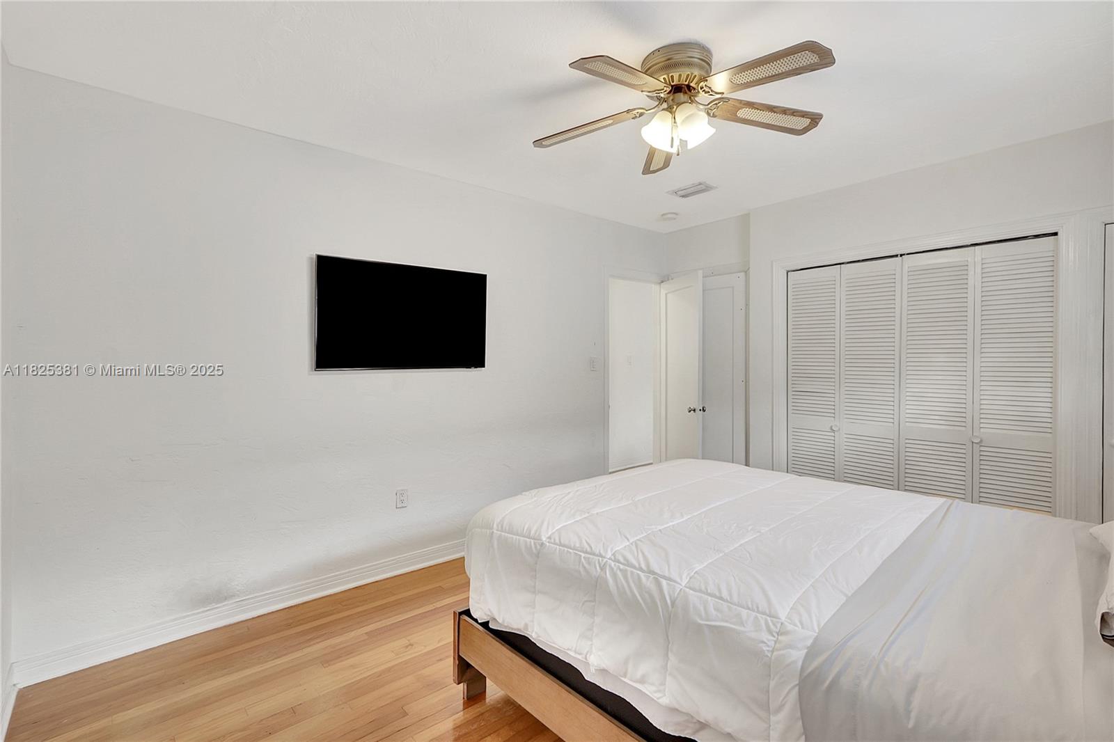 HOLLEMAN PARK - Residential Lease