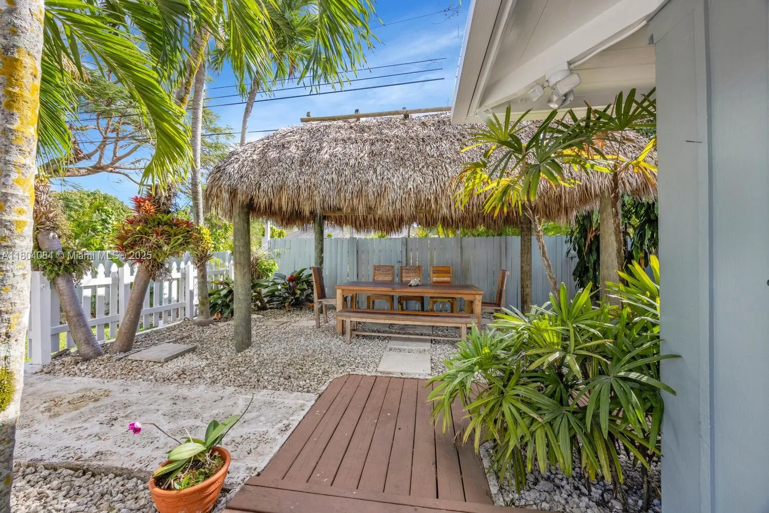 Miami, Florida 33155, United States, 3 Bedrooms Bedrooms, ,2 BathroomsBathrooms,Residential,Active,136035